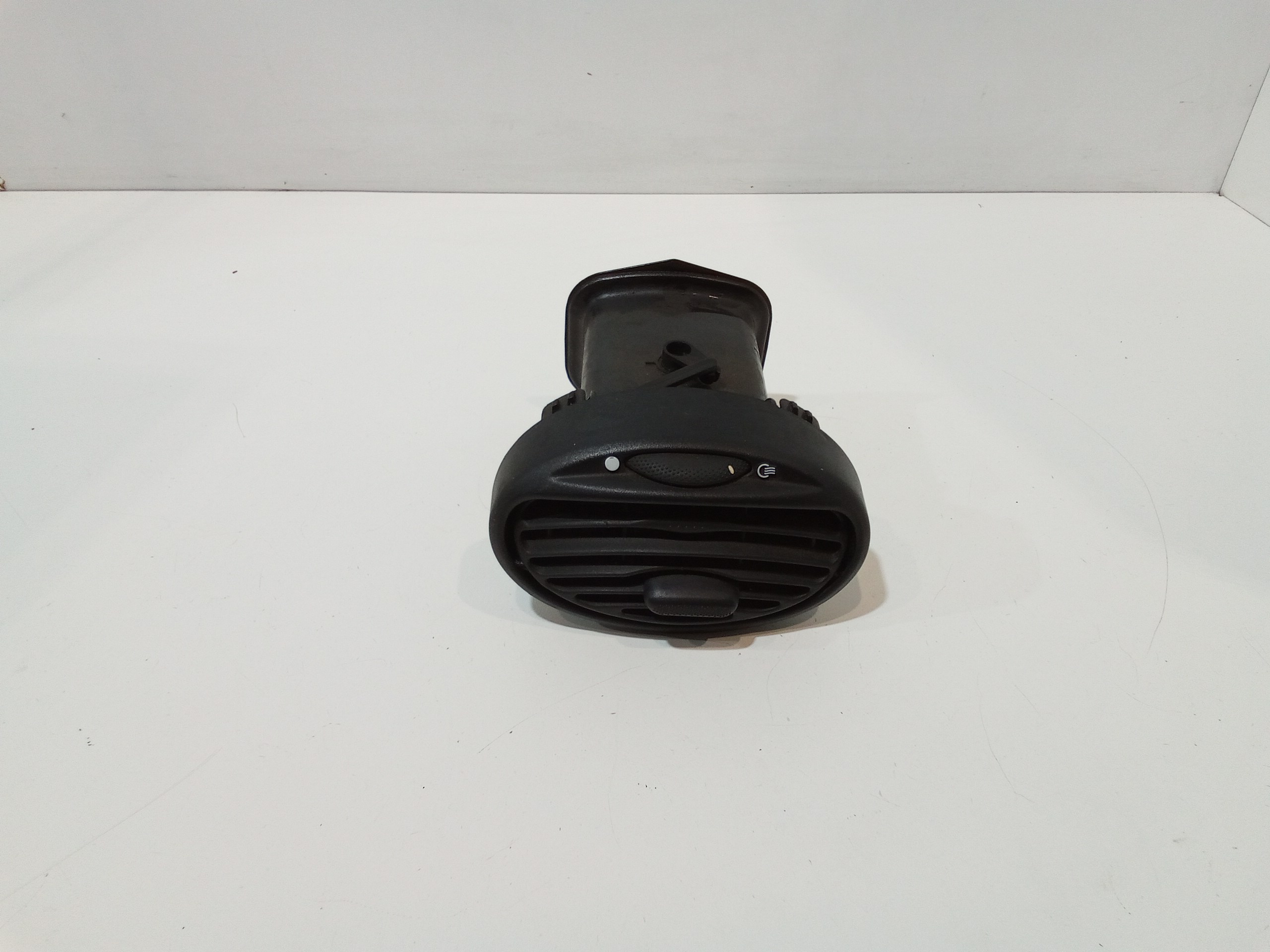 Condotto Aria Bocchette Lat. Cruscotto Sinistro 1094987 Usato