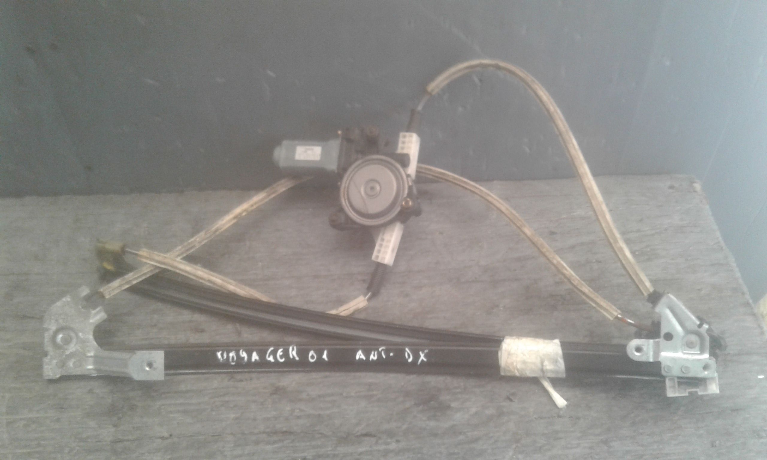 Alzacristallo Porta Ant. Destro Usato