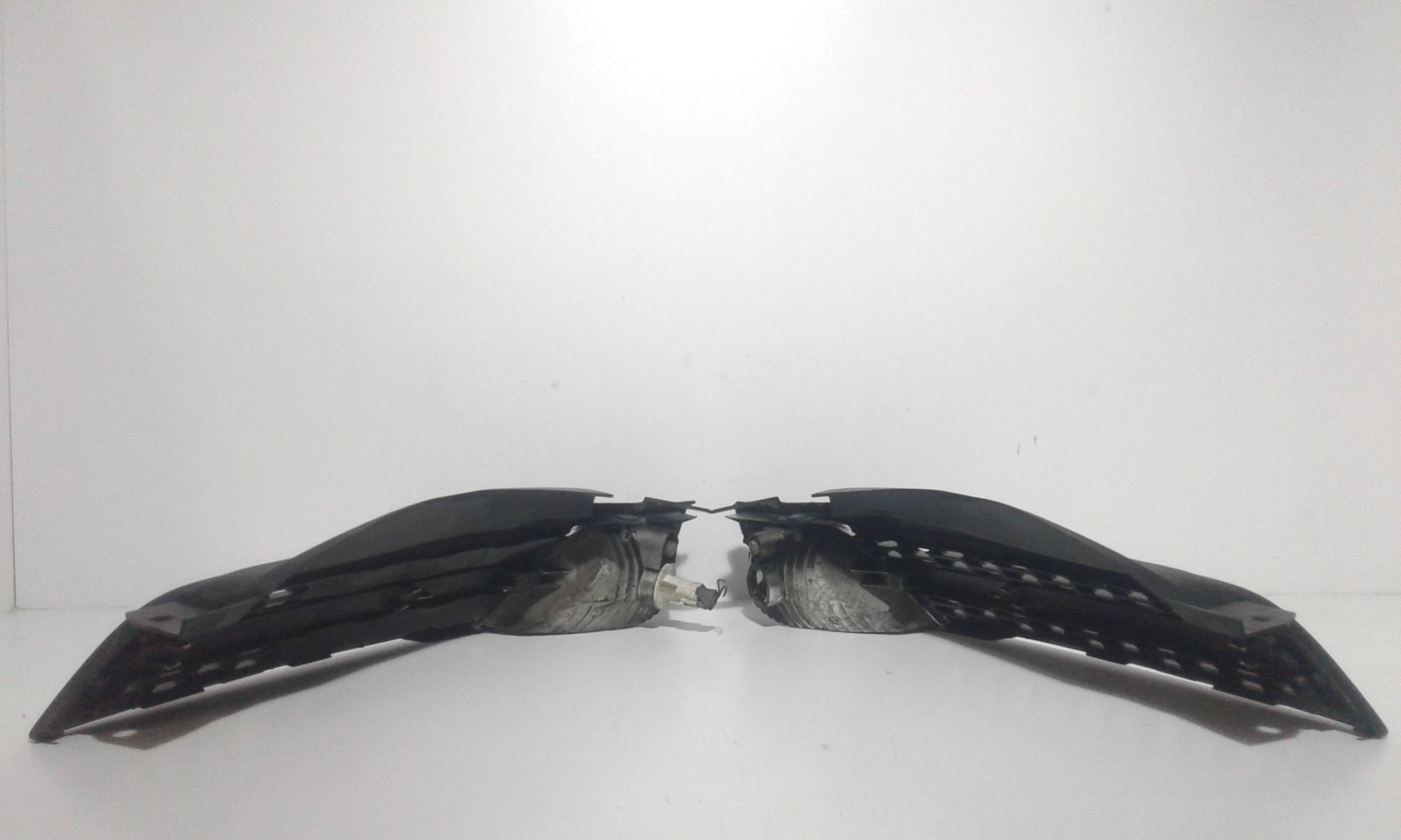 Griglia Paraurti Ant. 62254BC600 Usato