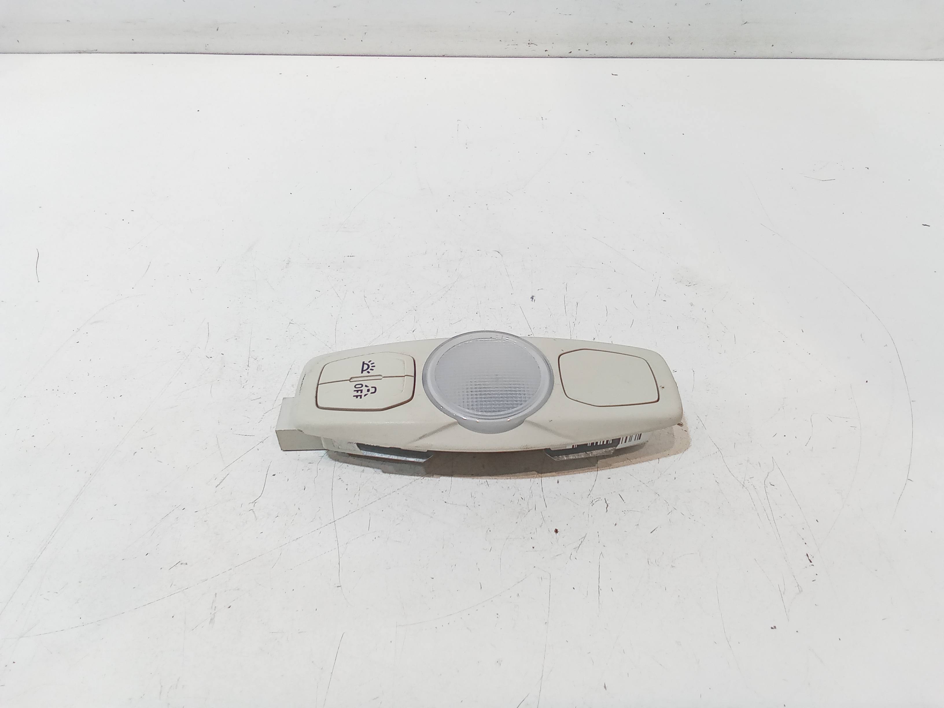 Luce Cortesia Centr. Tetto Usato