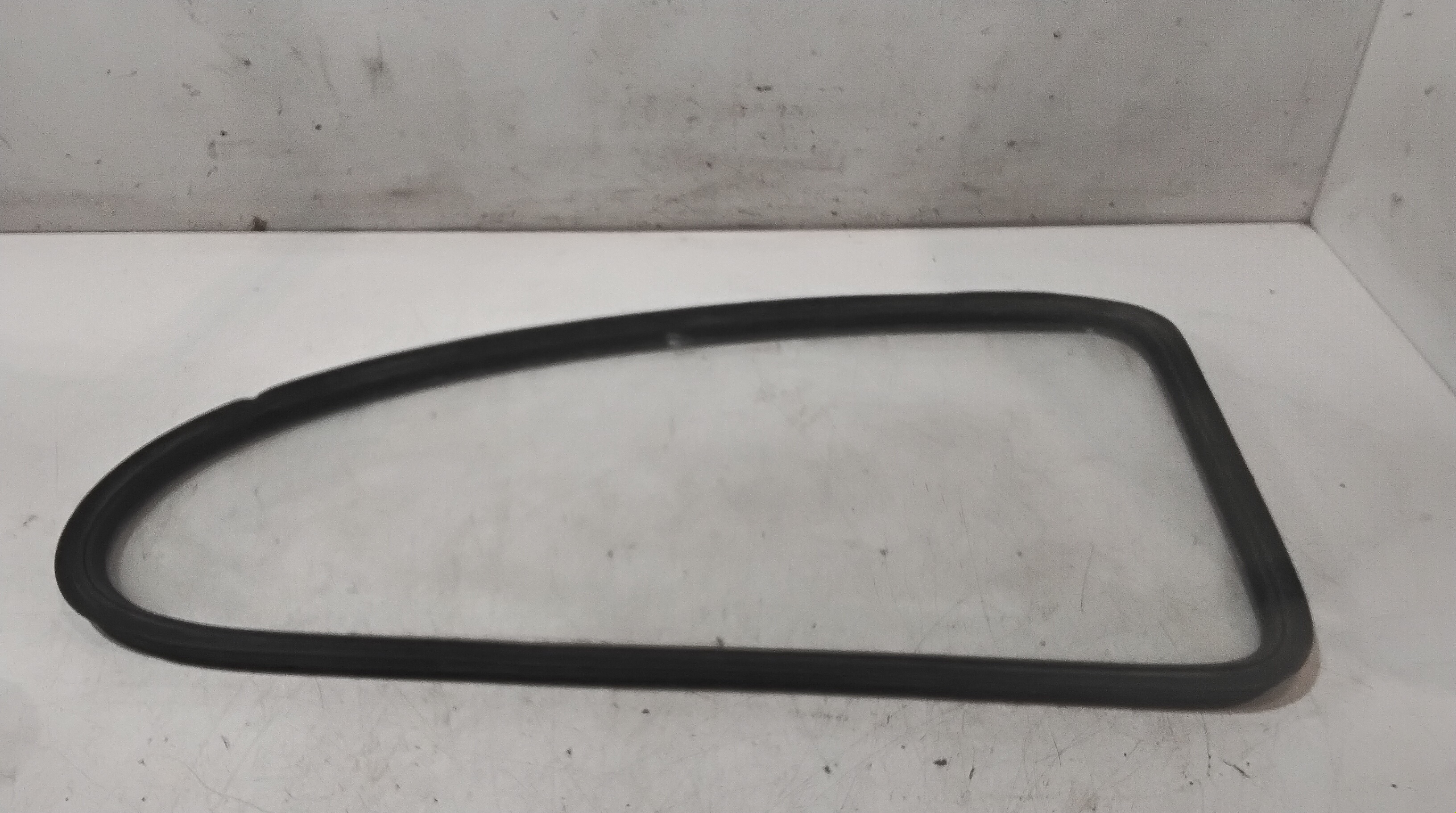 Fisso Porta Post. Sinistro Usato