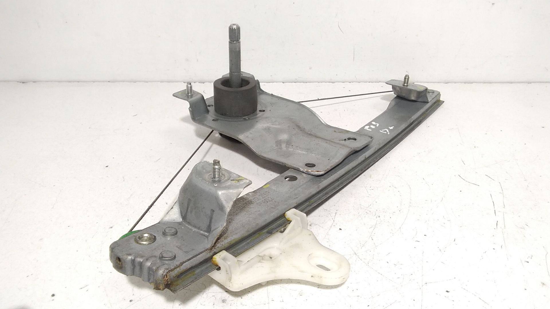 Alzacristallo Porta Post. Destro 827003722R Usato