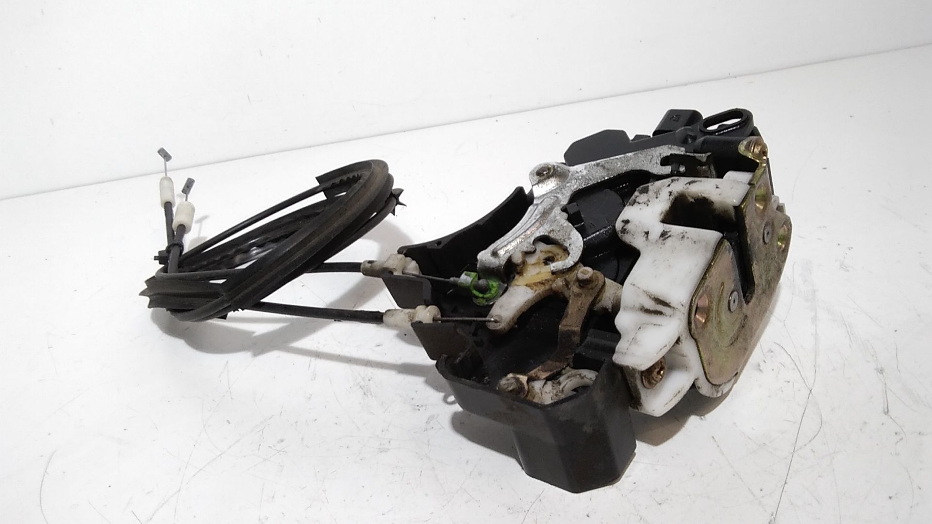 Serratura Porta Ant. Sinistro 5715A135 Usato