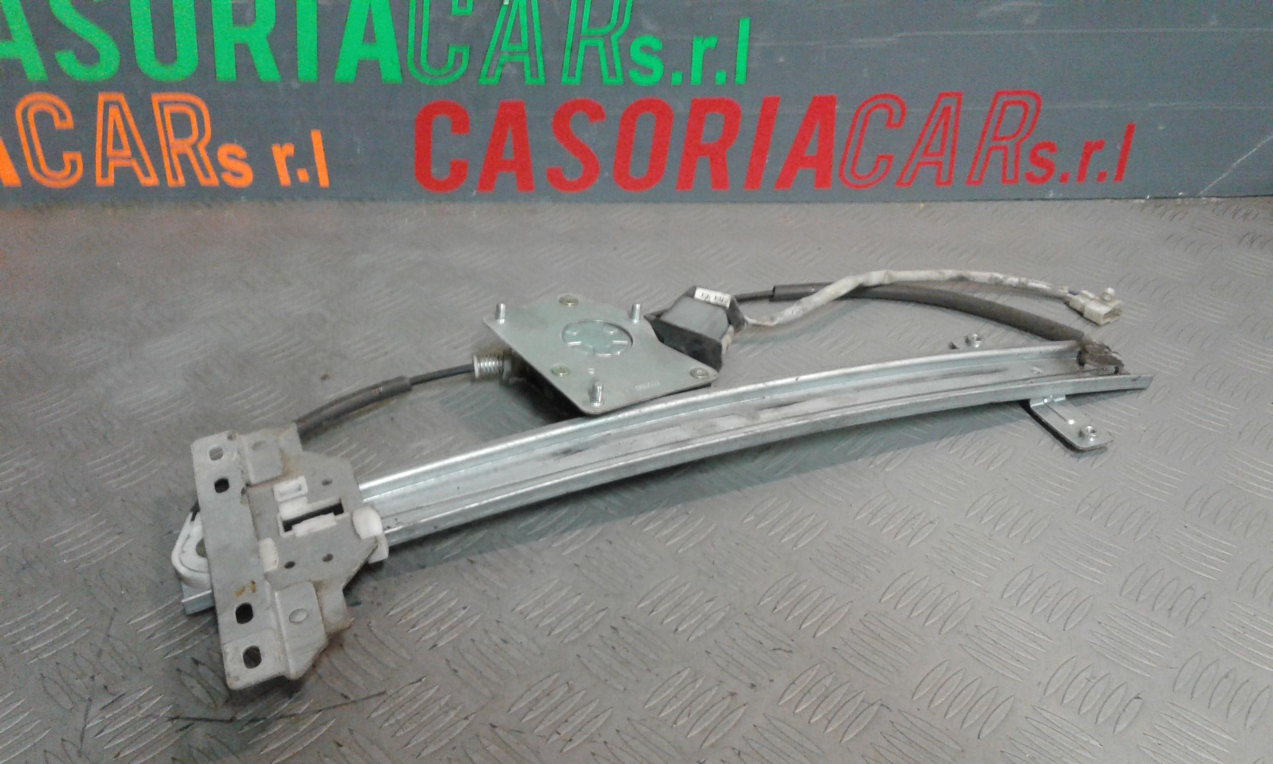 Alzacristallo Porta Post. Destro Usato