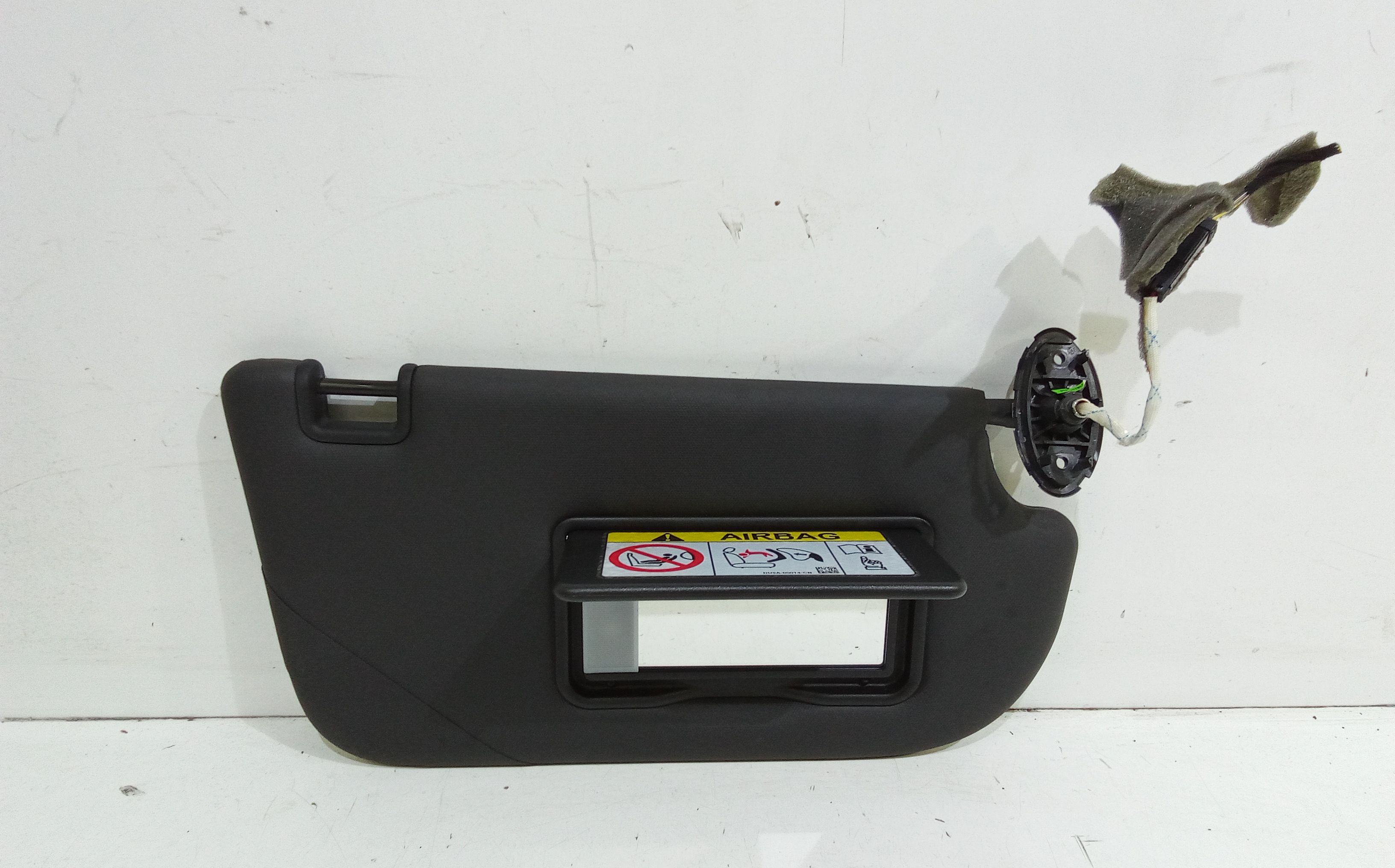 Aletta Parasole Parabrezza Destro 22652806 Usato