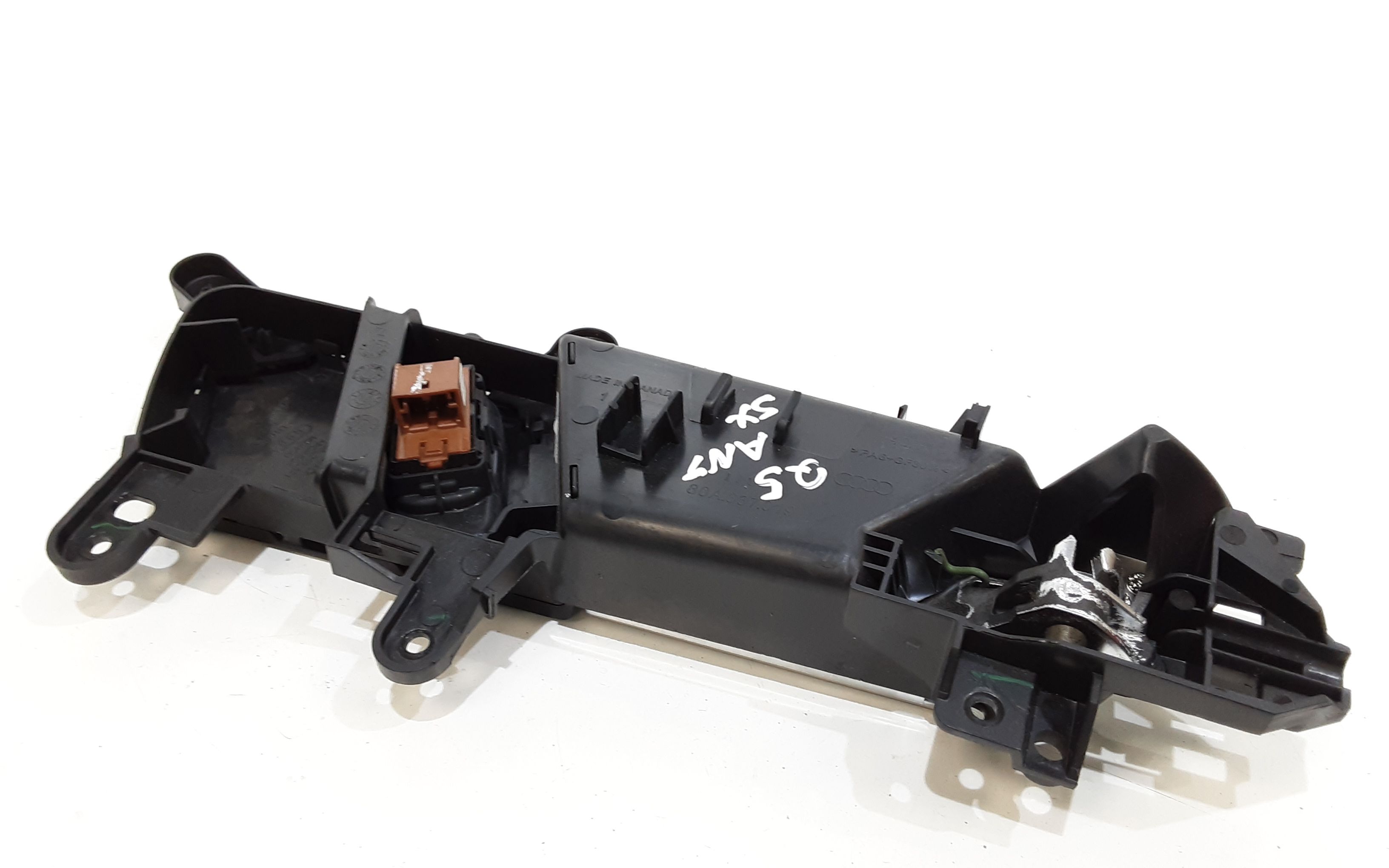 Maniglia Int. Apertura Porta Ant. Sinistro 80A837019B4PK Usato