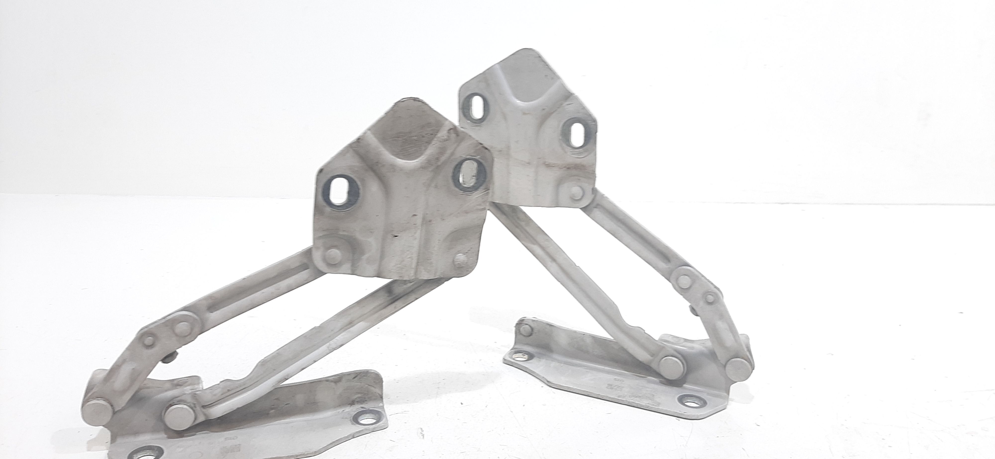 Cerniera Cofano Ant. Sinistro 2K5823301 Usato