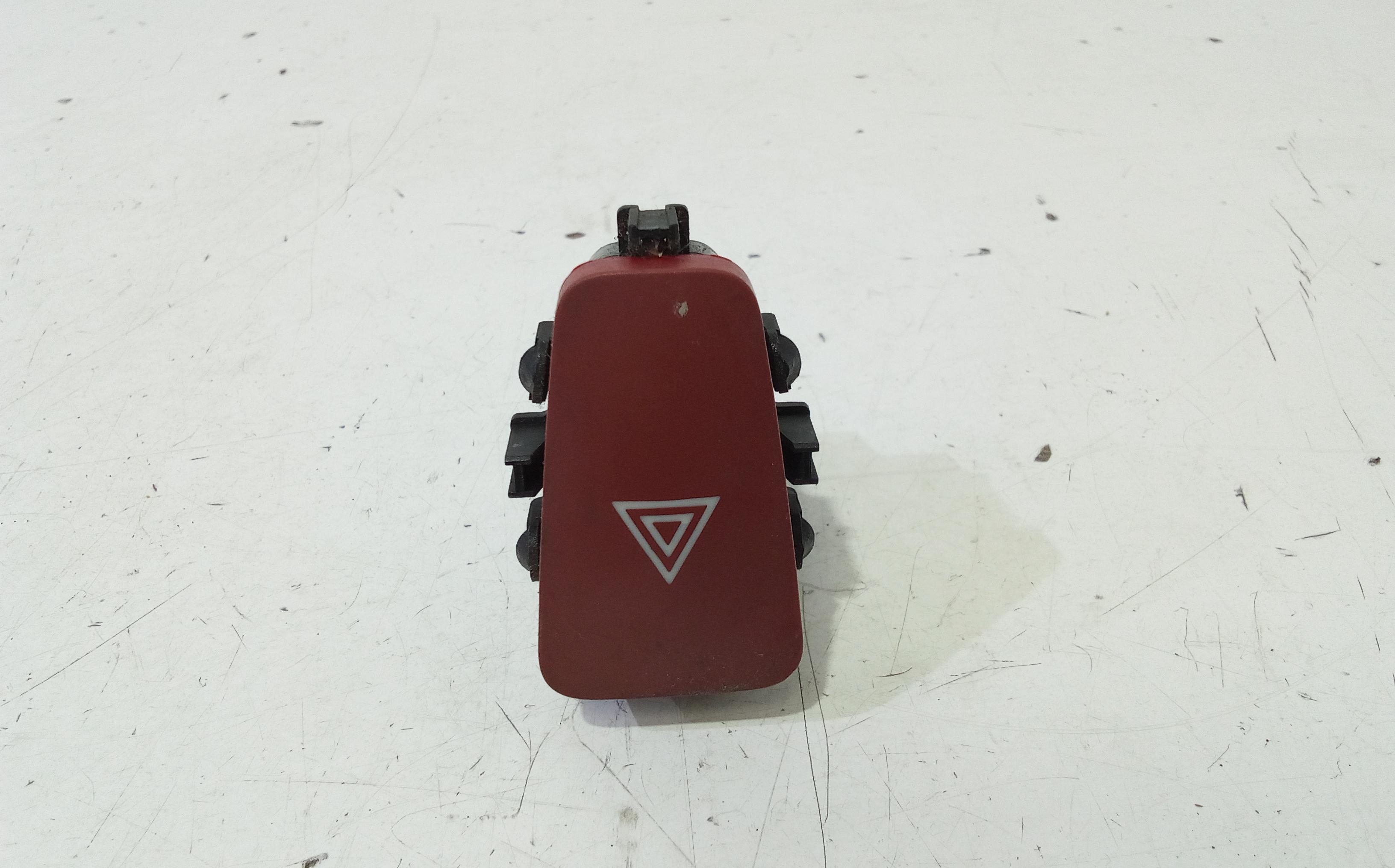 Interruttore Luci Emergenza 735398852 Usato