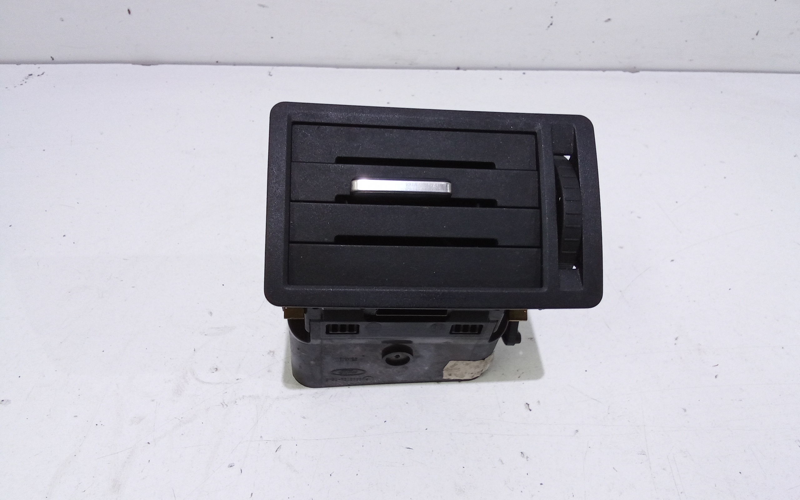 Condotto Aria Bocchette Lat. Cruscotto Sinistro Usato