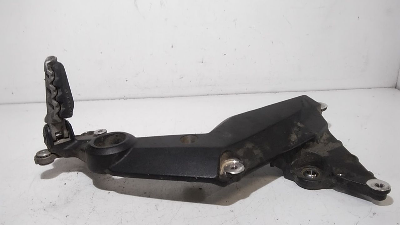 Staffa Supporto Pedalino Usato