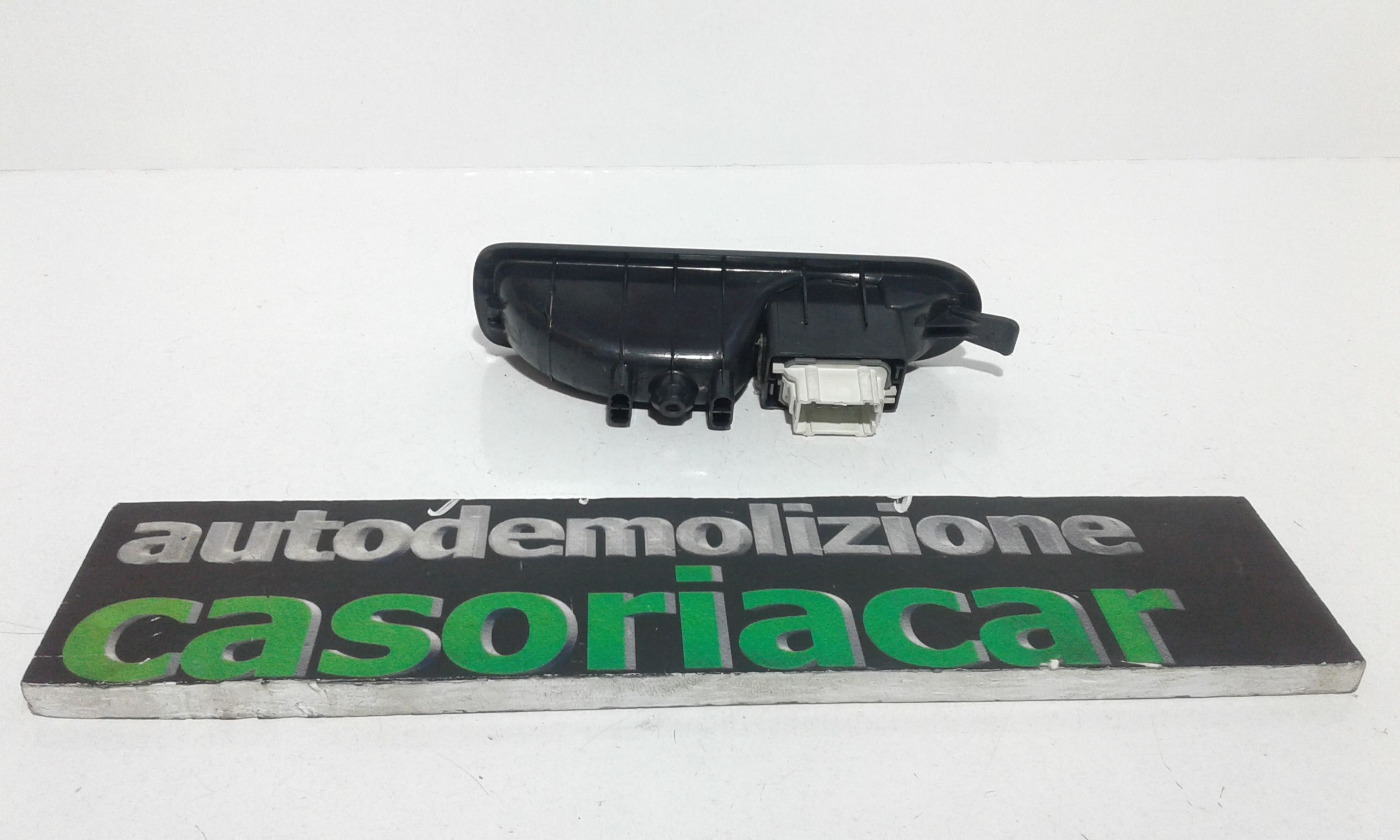 Interruttore Alzacristalli Porta Post. Destro 8200315024 Usato