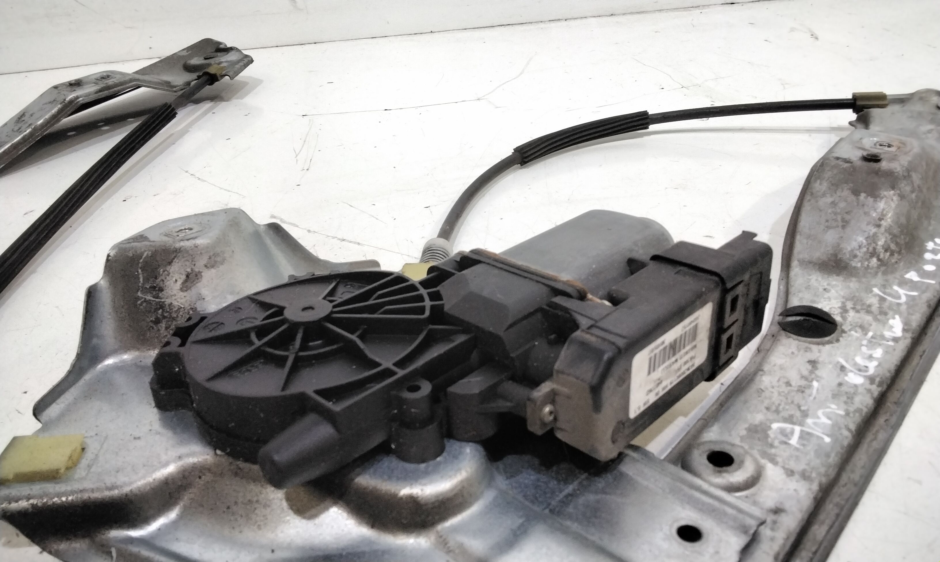 Alzacristallo Porta Ant. Destro 8200826179 Usato