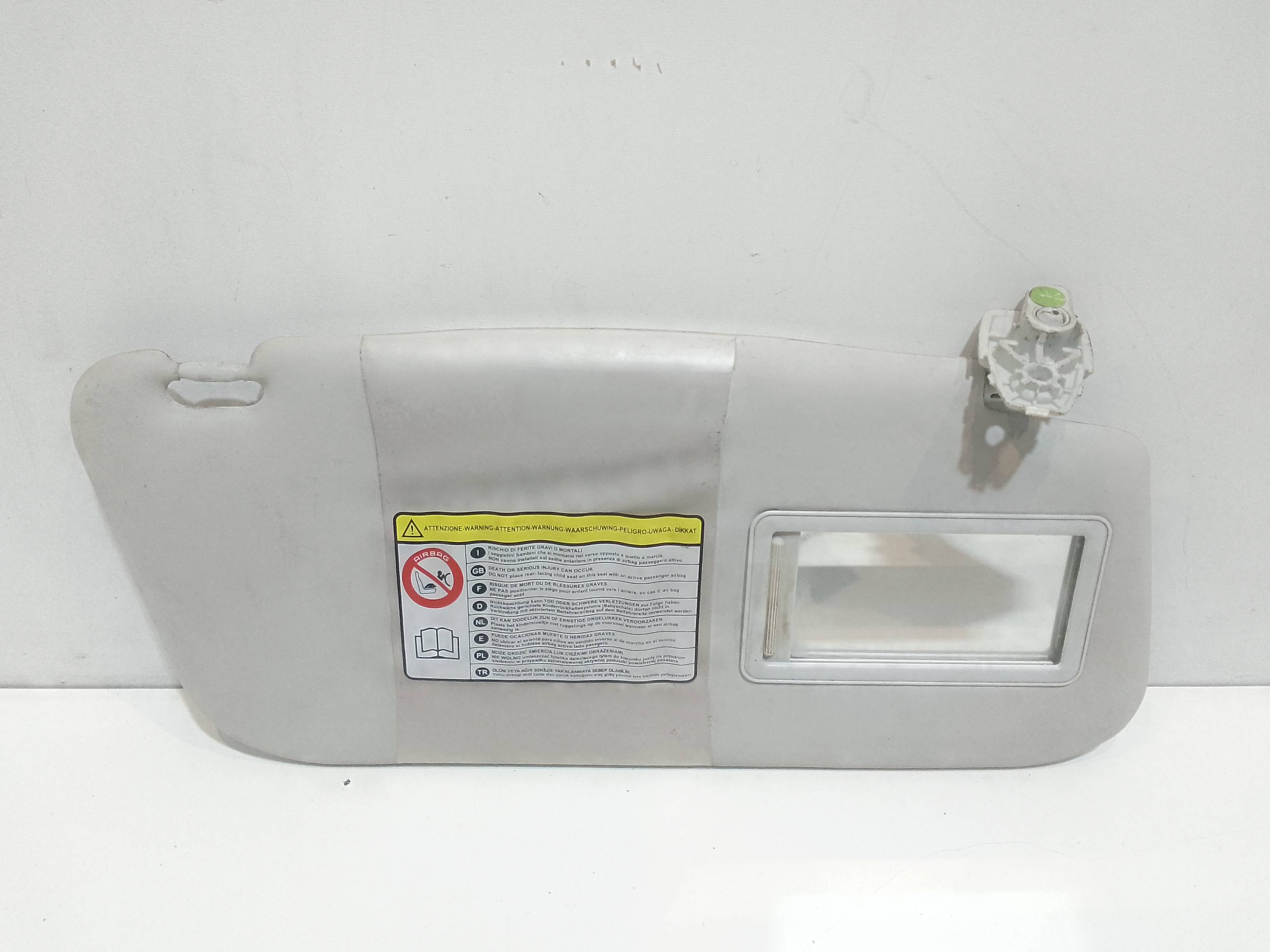 Aletta Parasole Parabrezza Destro 735595122 Usato