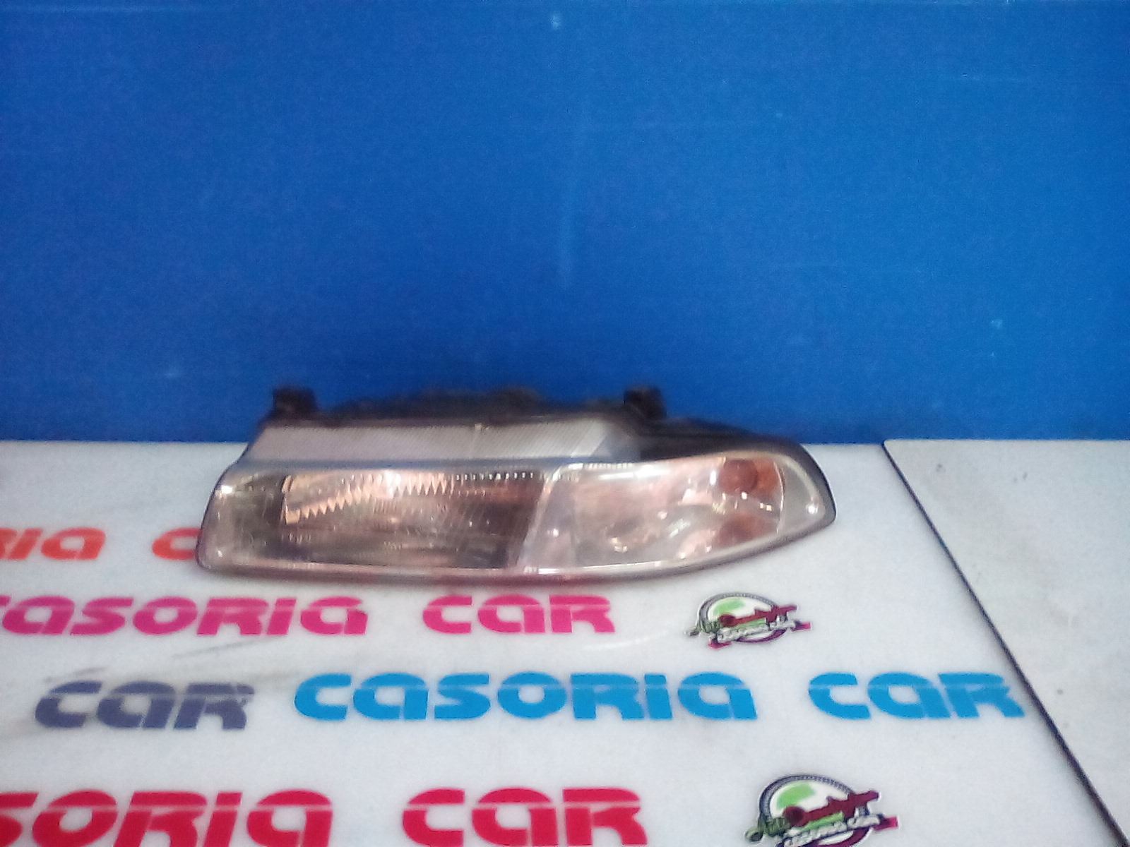 Proiettore Sinistro K04886191AA Usato