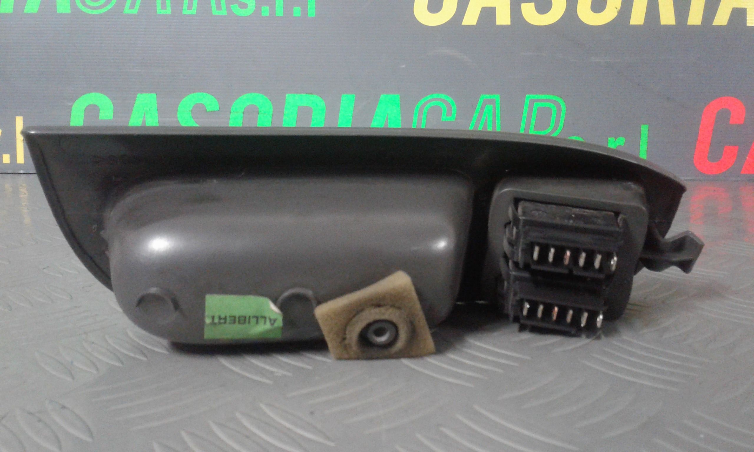 Interruttore Alzacristalli Porta Ant. Sinistro 7700432963 Usato