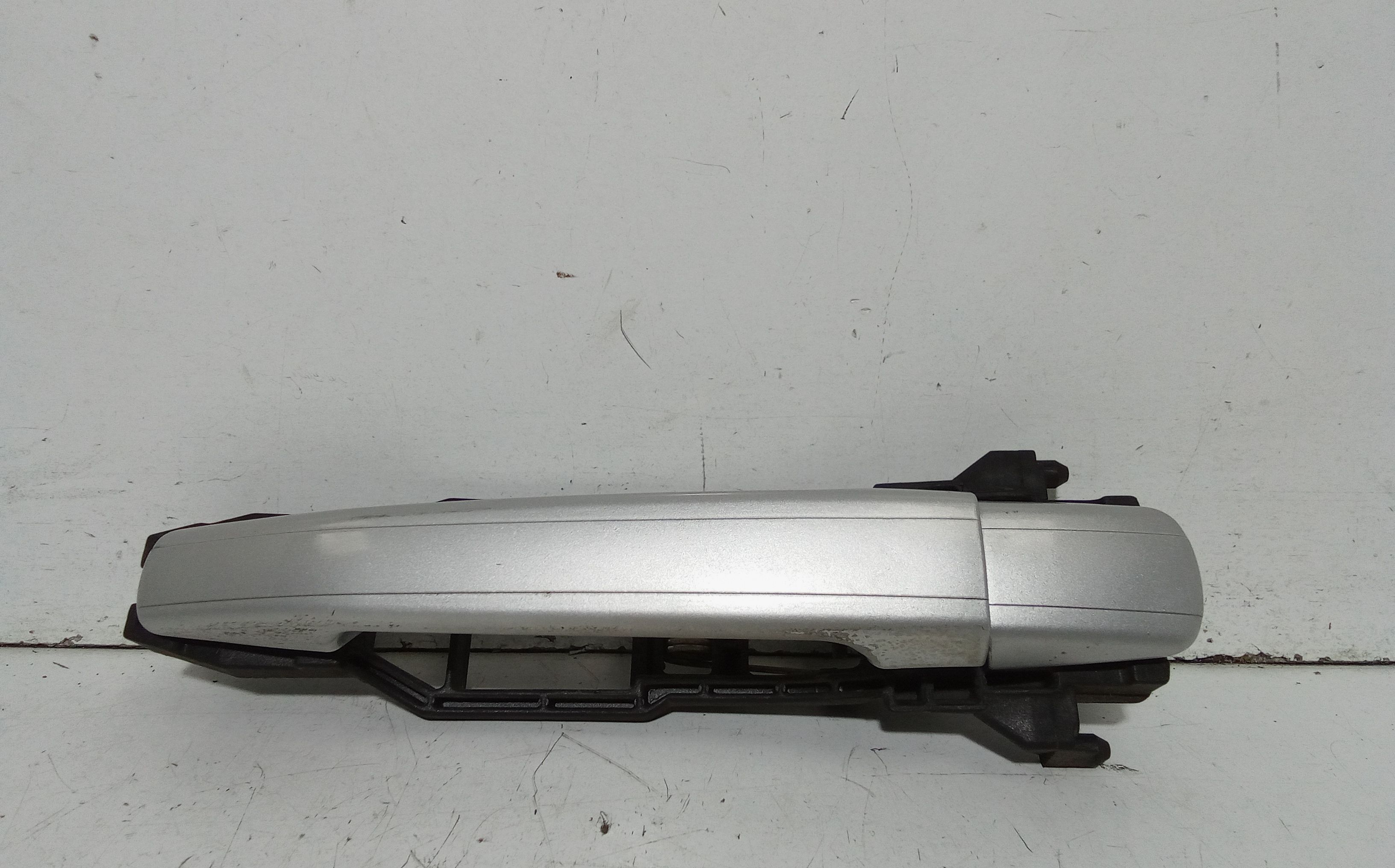 Maniglia Porta Ant. Destro A1707660001 Usato