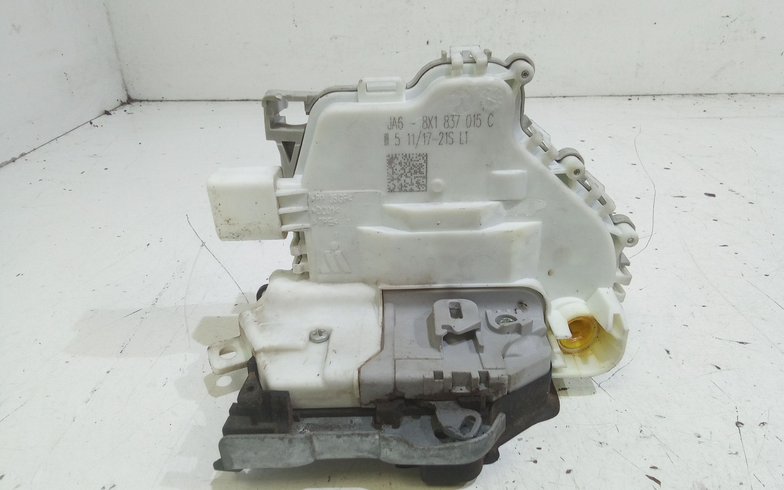 Serratura Porta Ant. Sinistro 8X1837015B Usato