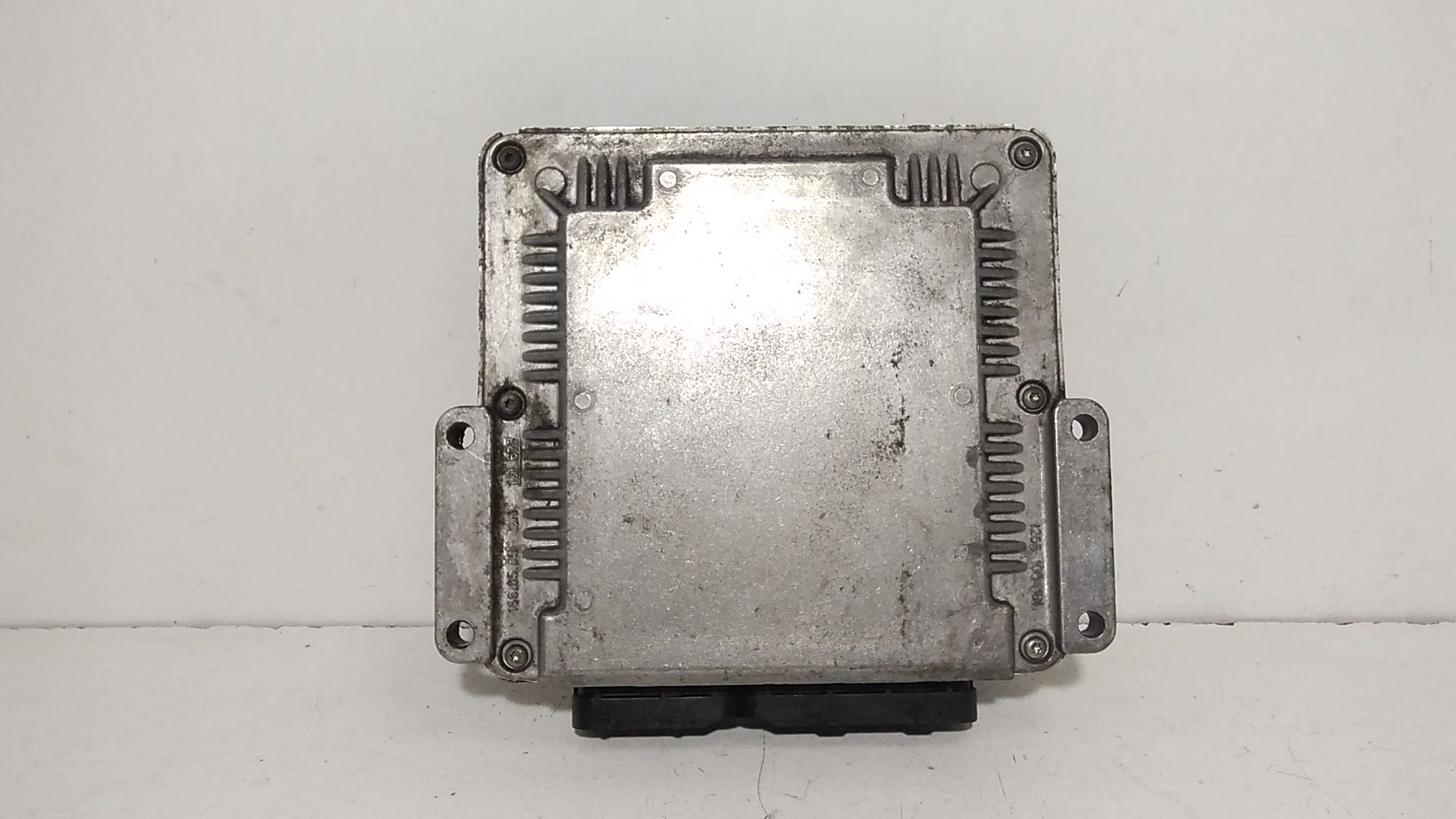 Centralina Iniezione K04692138AG Usato