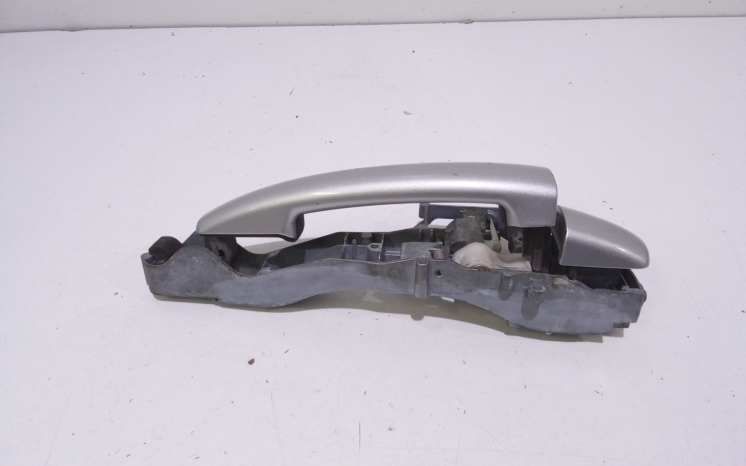 Maniglia Porta Ant. Destro 9101GE Usato