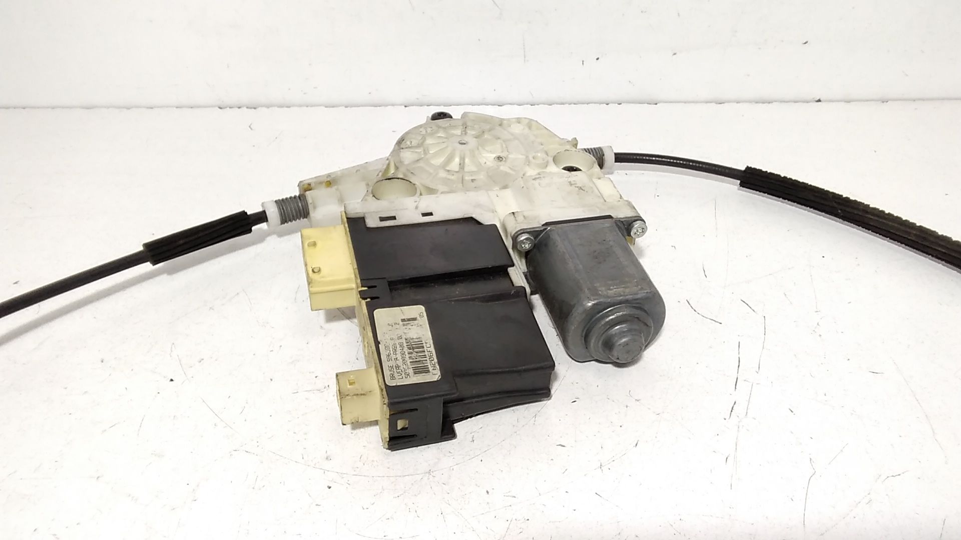 Alzacristallo Porta Ant. Destro Usato