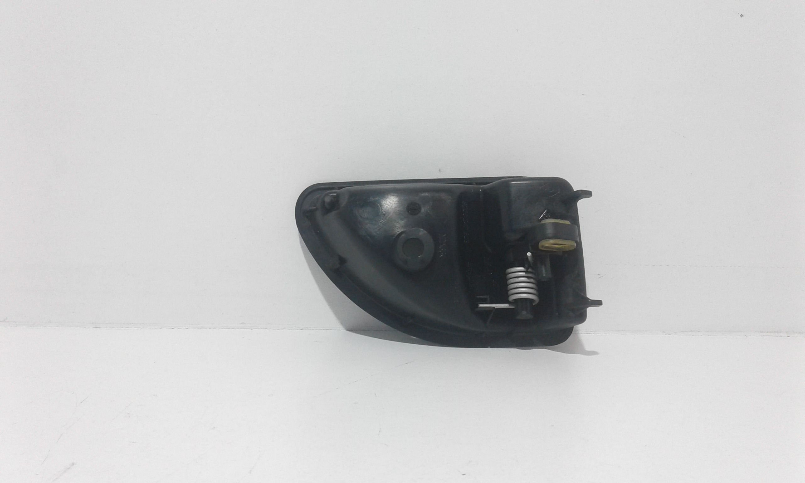 Maniglia Int. Apertura Porta Ant. Destro Usato