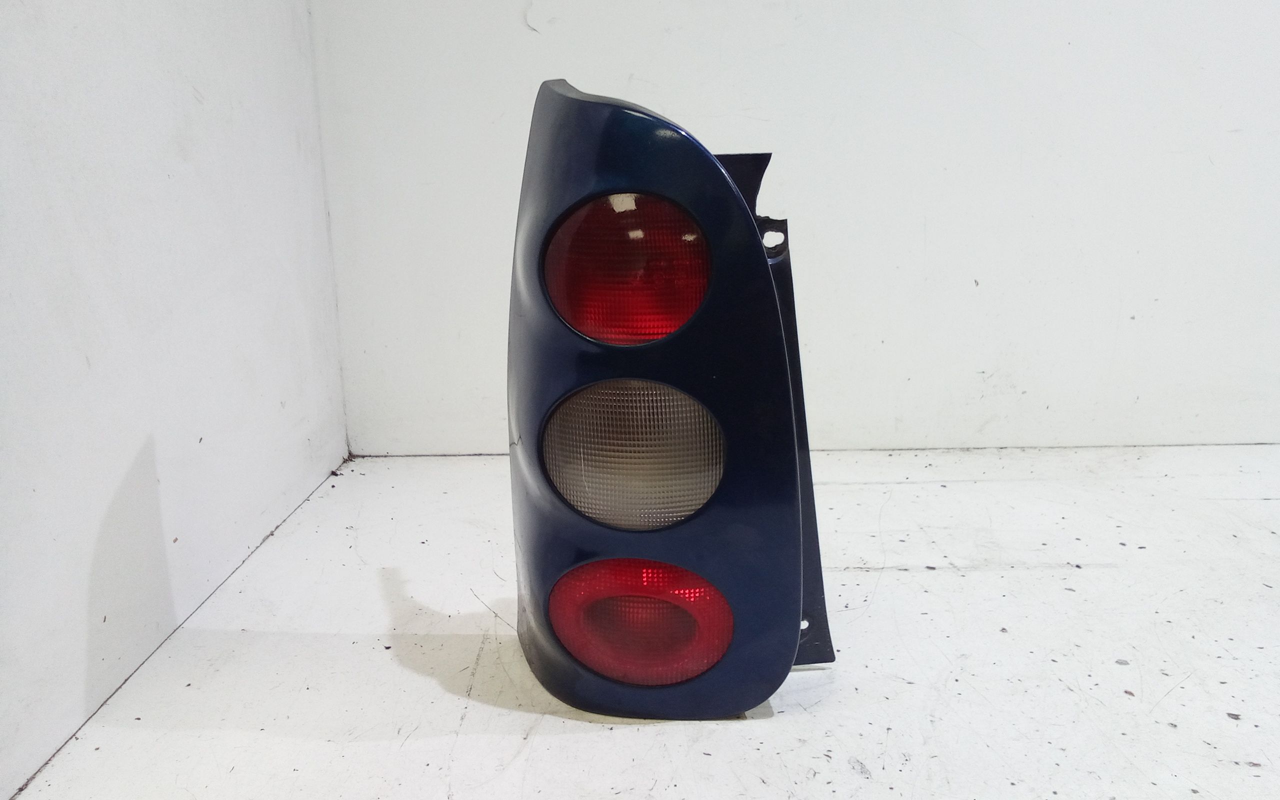 Fanale Post. Sinistro Q0012860V001000000 Usato