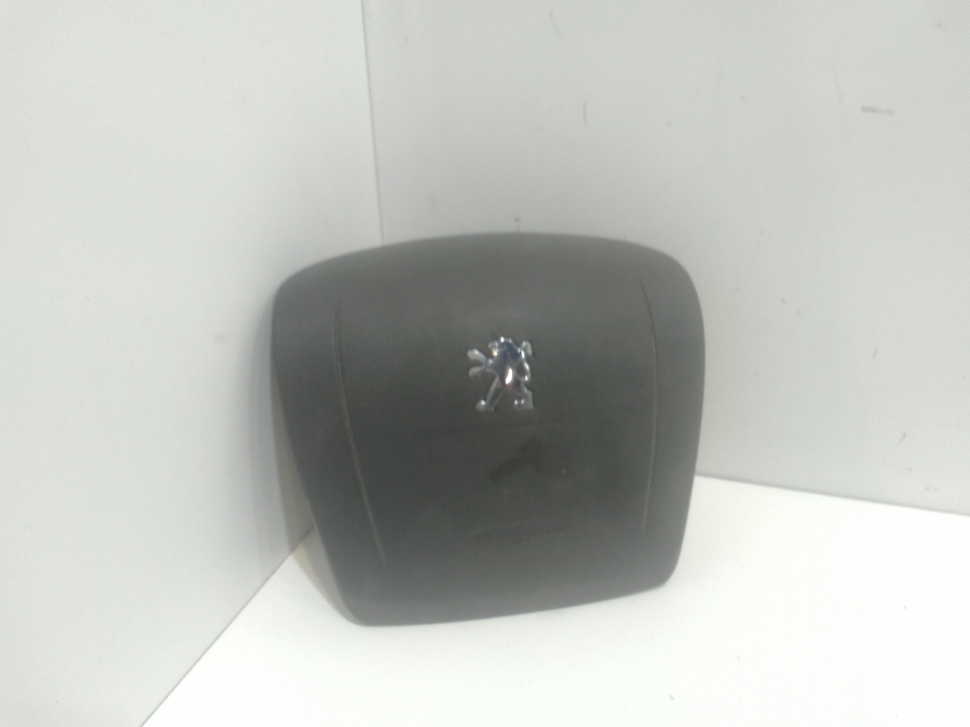 Dispositivo Airbag Lato Guida 1607077280 Usato