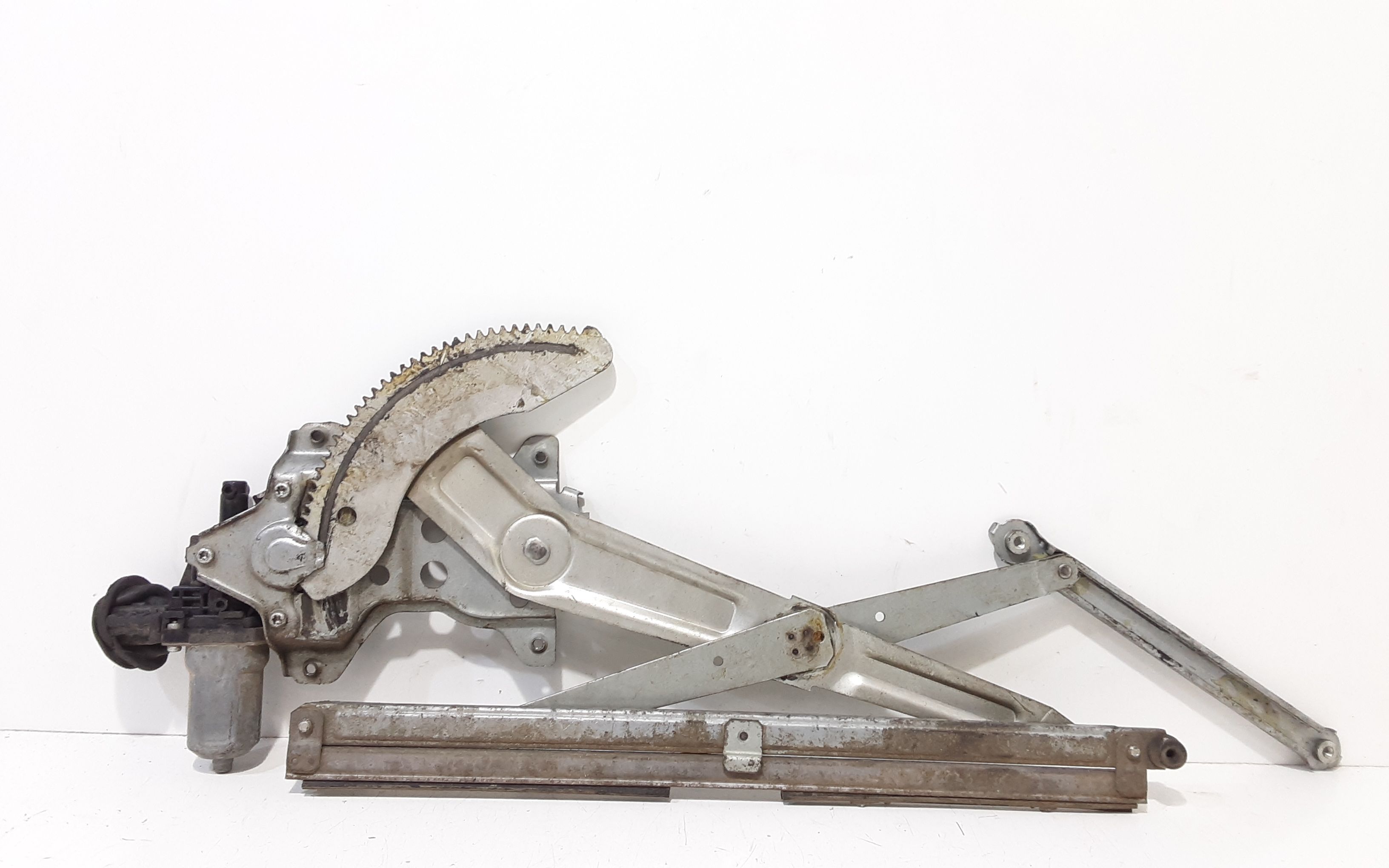 Alzacristallo Porta Ant. Destro 8341062J00000 Usato