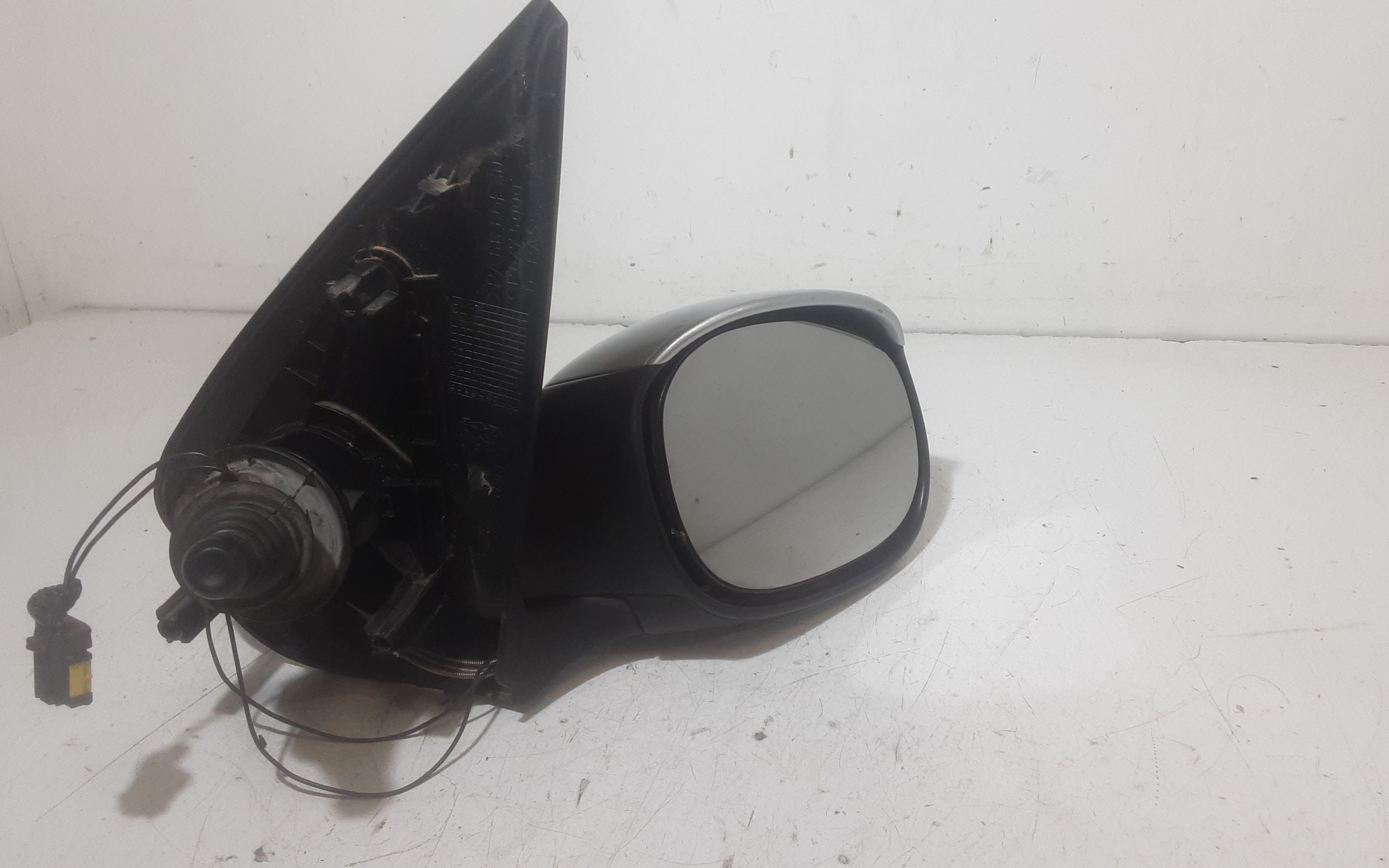 Retrovisore Est. Destro 1607130780 Usato