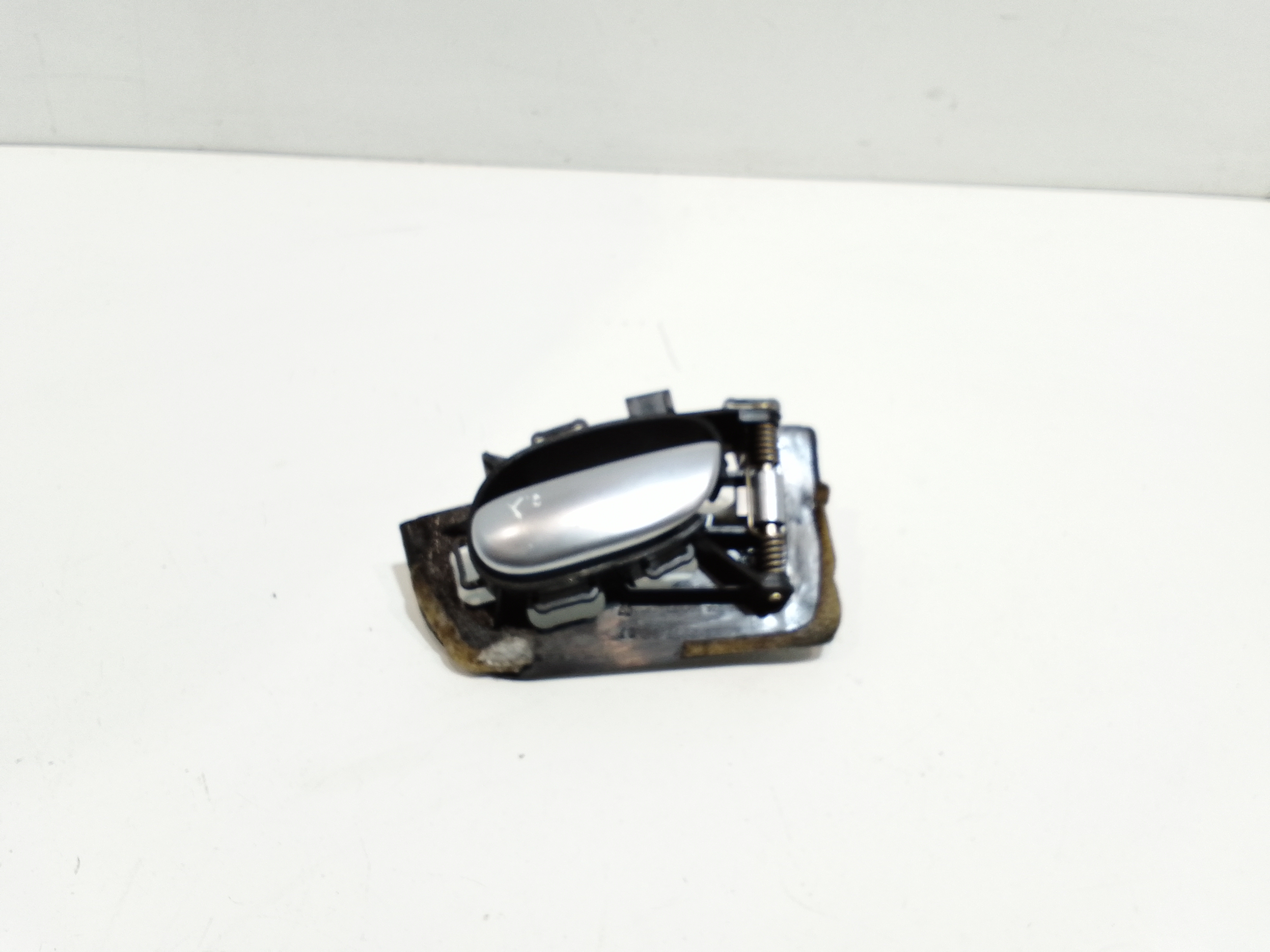 Maniglia Int. Apertura Porta Post. Sinistro 9143A3 Usato