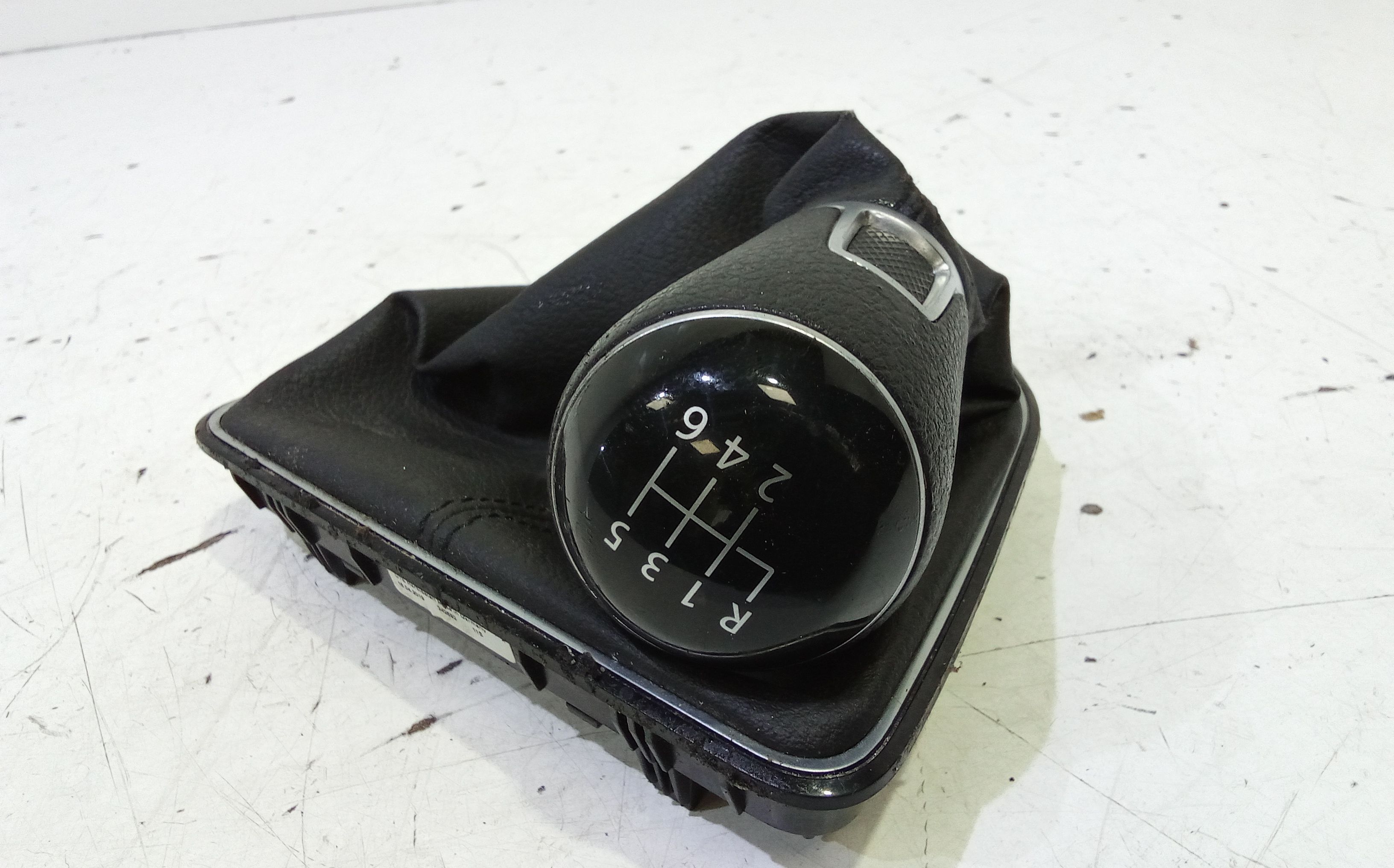 Cuffia Leva Cambio 2K0711113NRZX Usato