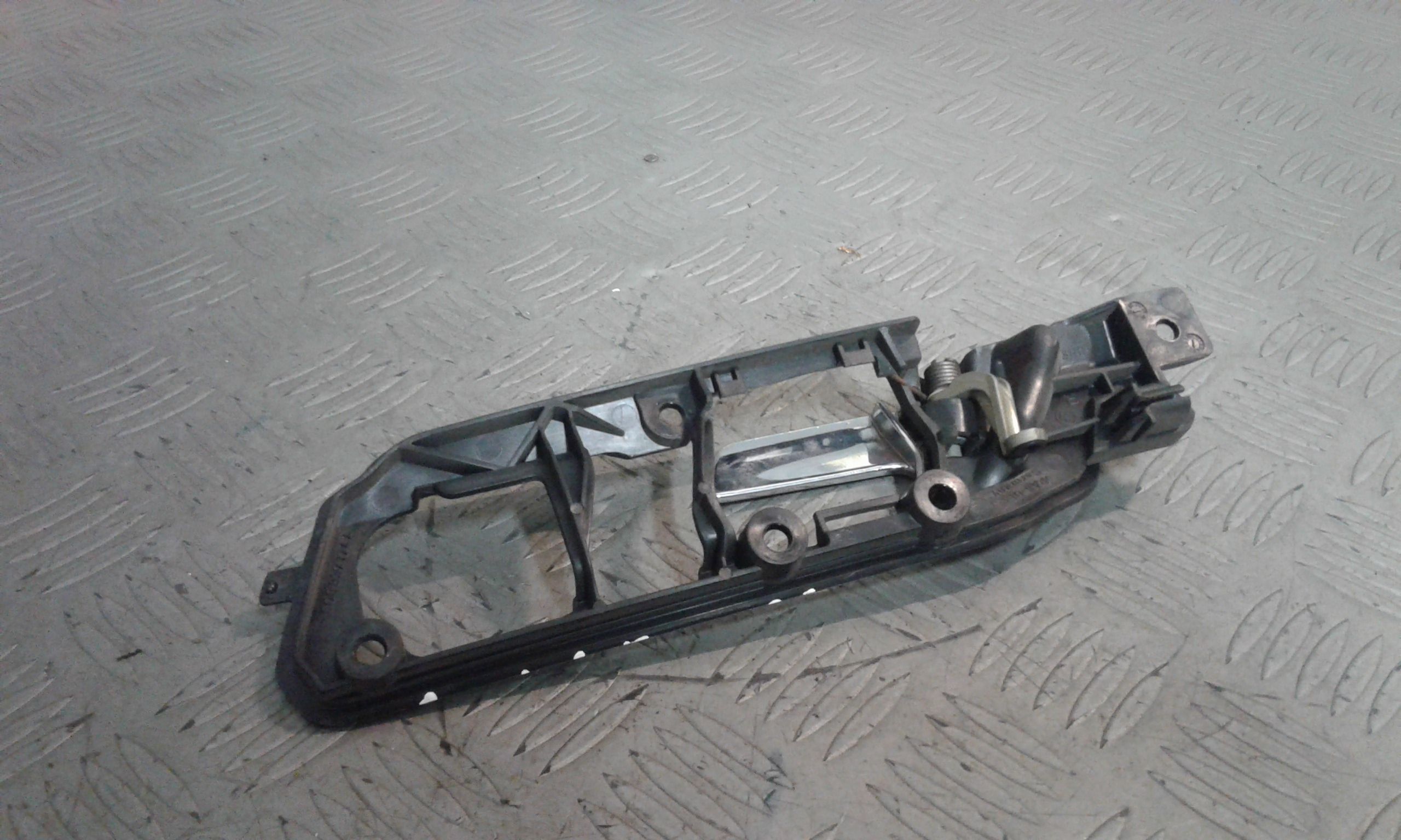 Maniglia Int. Apertura Porta Ant. Destro Usato