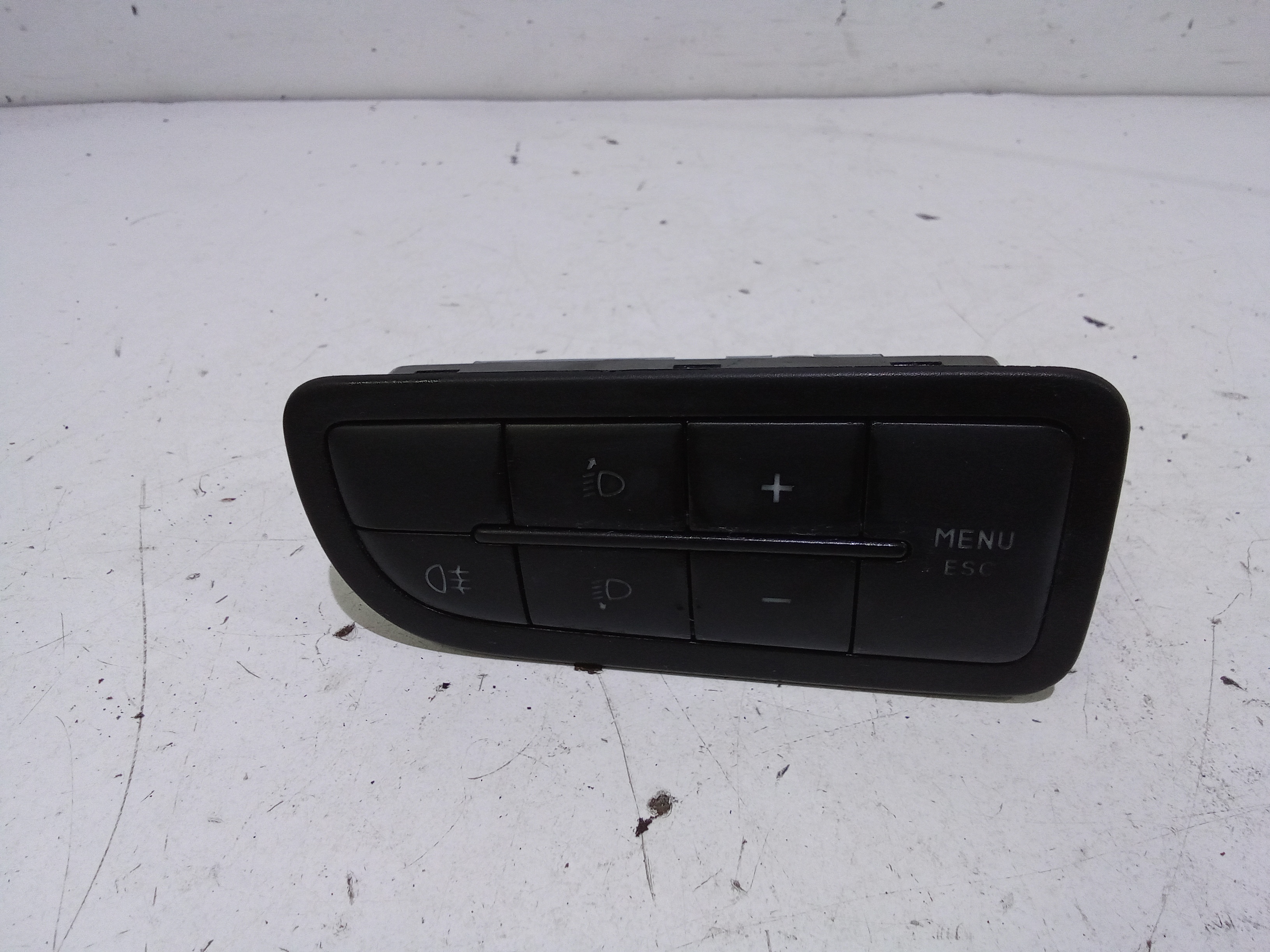 Interruttore Blocco Comando Luci 1608747880 Usato