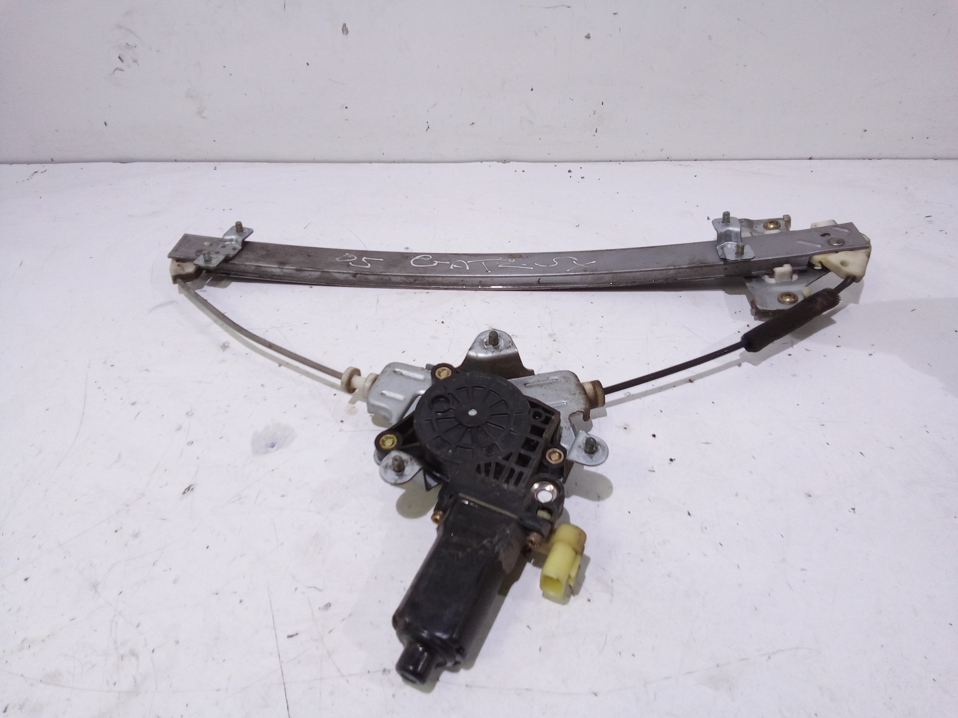 Alzacristallo Porta Ant. Sinistro 824011C000 Usato