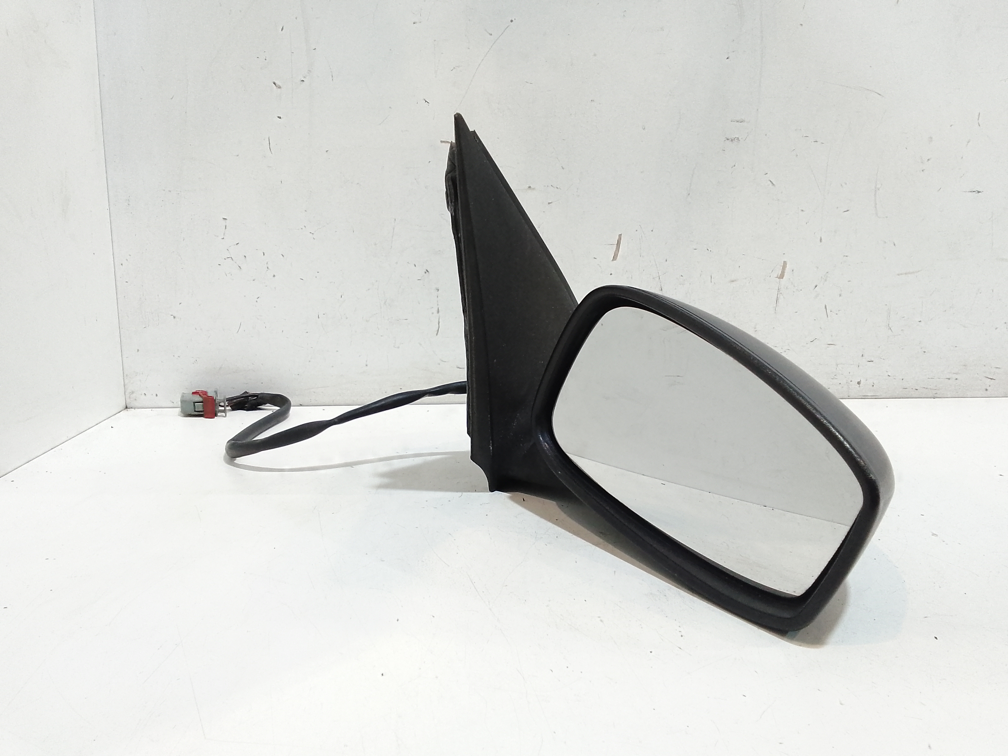 Retrovisore Est. Destro Usato