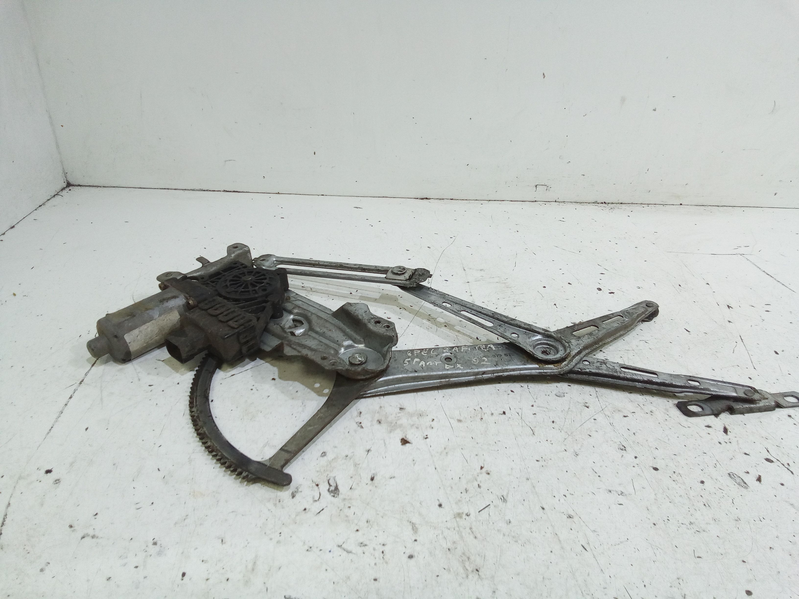 Alzacristallo Porta Ant. Destro 90579386 Usato