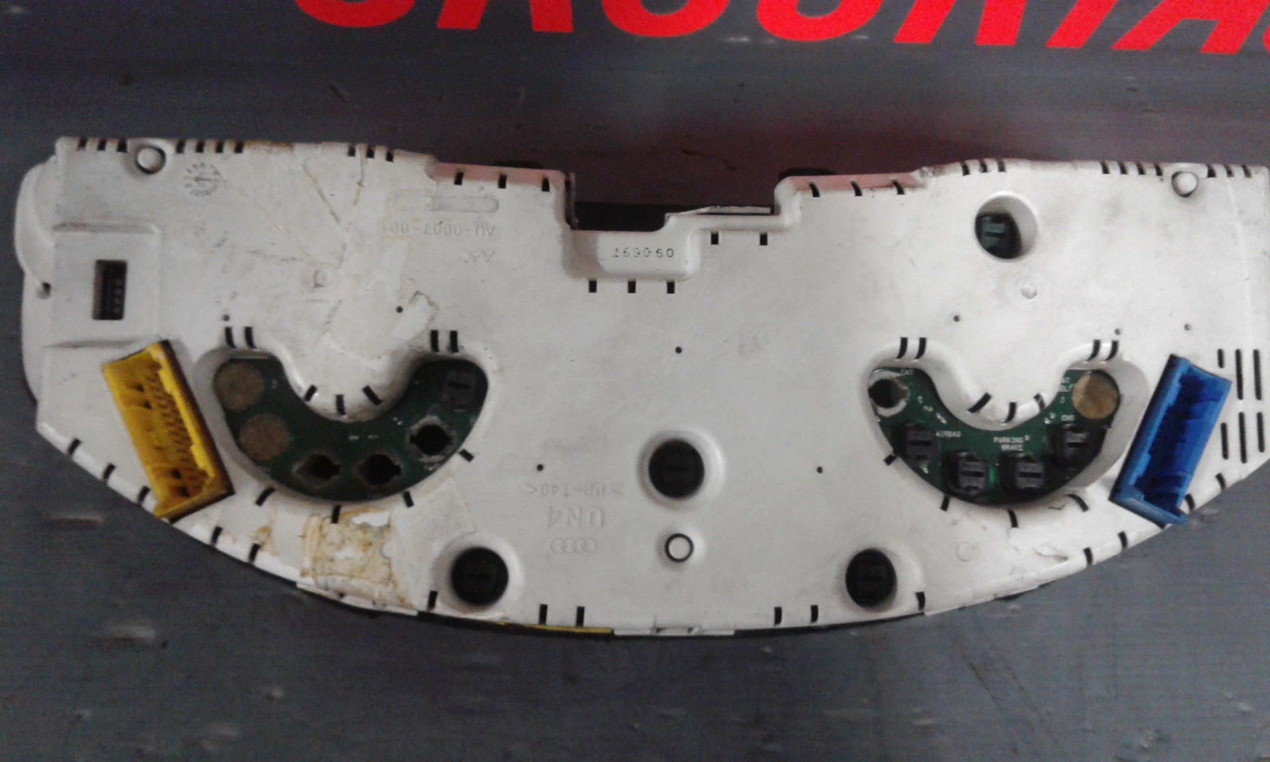 Quadro Portastrumenti Usato