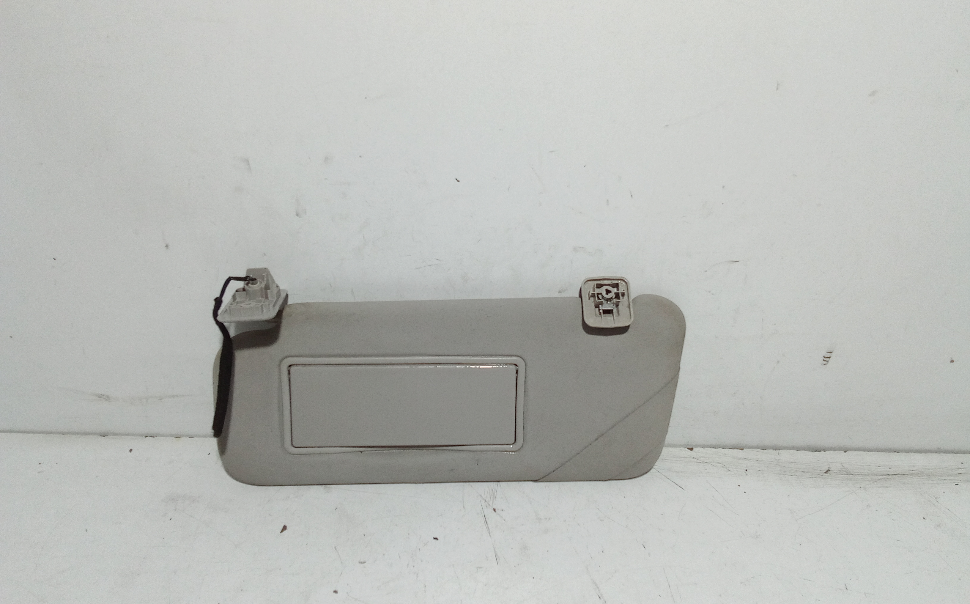 Aletta Parasole Parabrezza Sinistro Usato