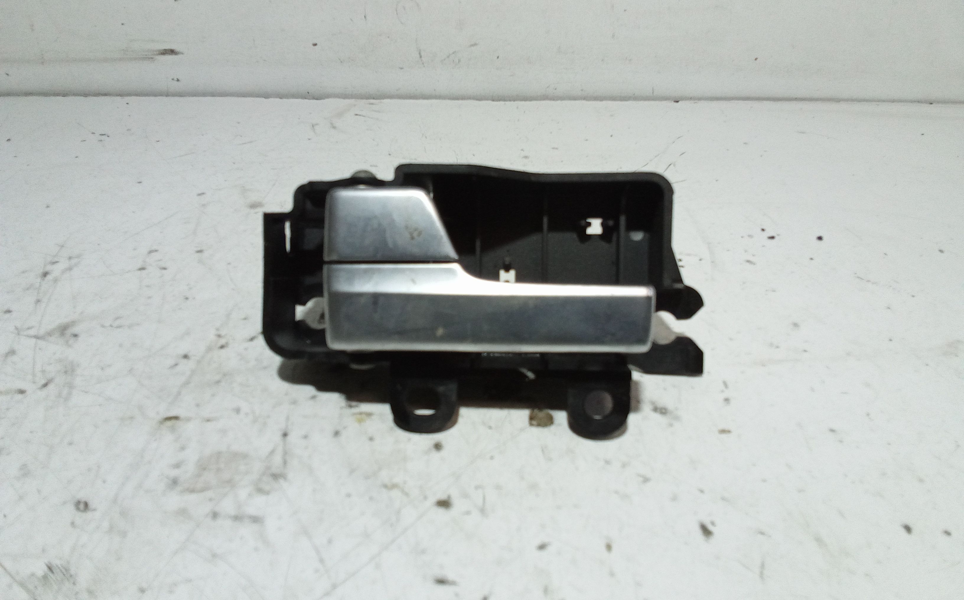 Maniglia Int. Apertura Porta Ant. Sinistro 1470113 Usato