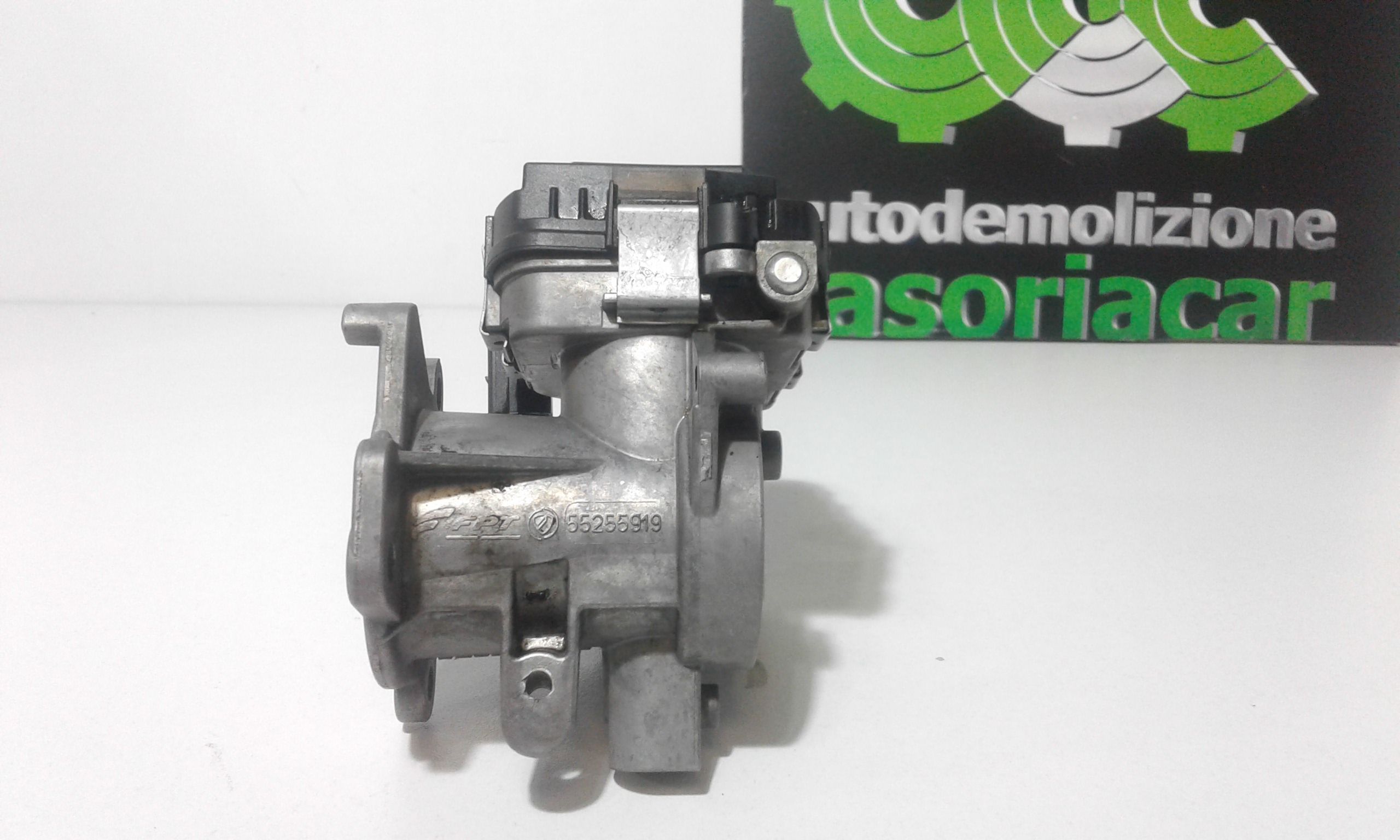 Corpo Farfallato 77365779 Usato