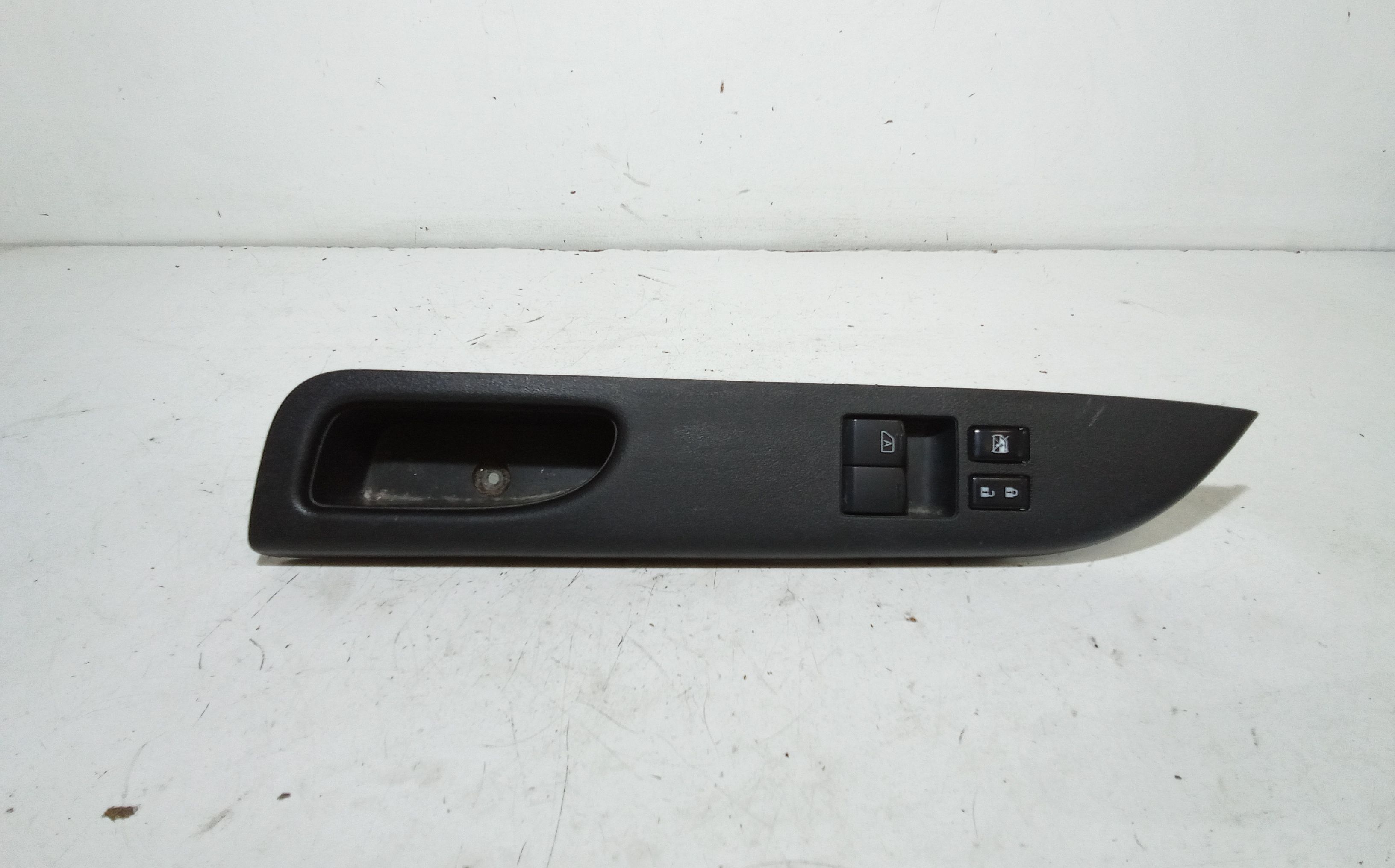 Interruttore Alzacristalli Porta Ant. Sinistro Usato