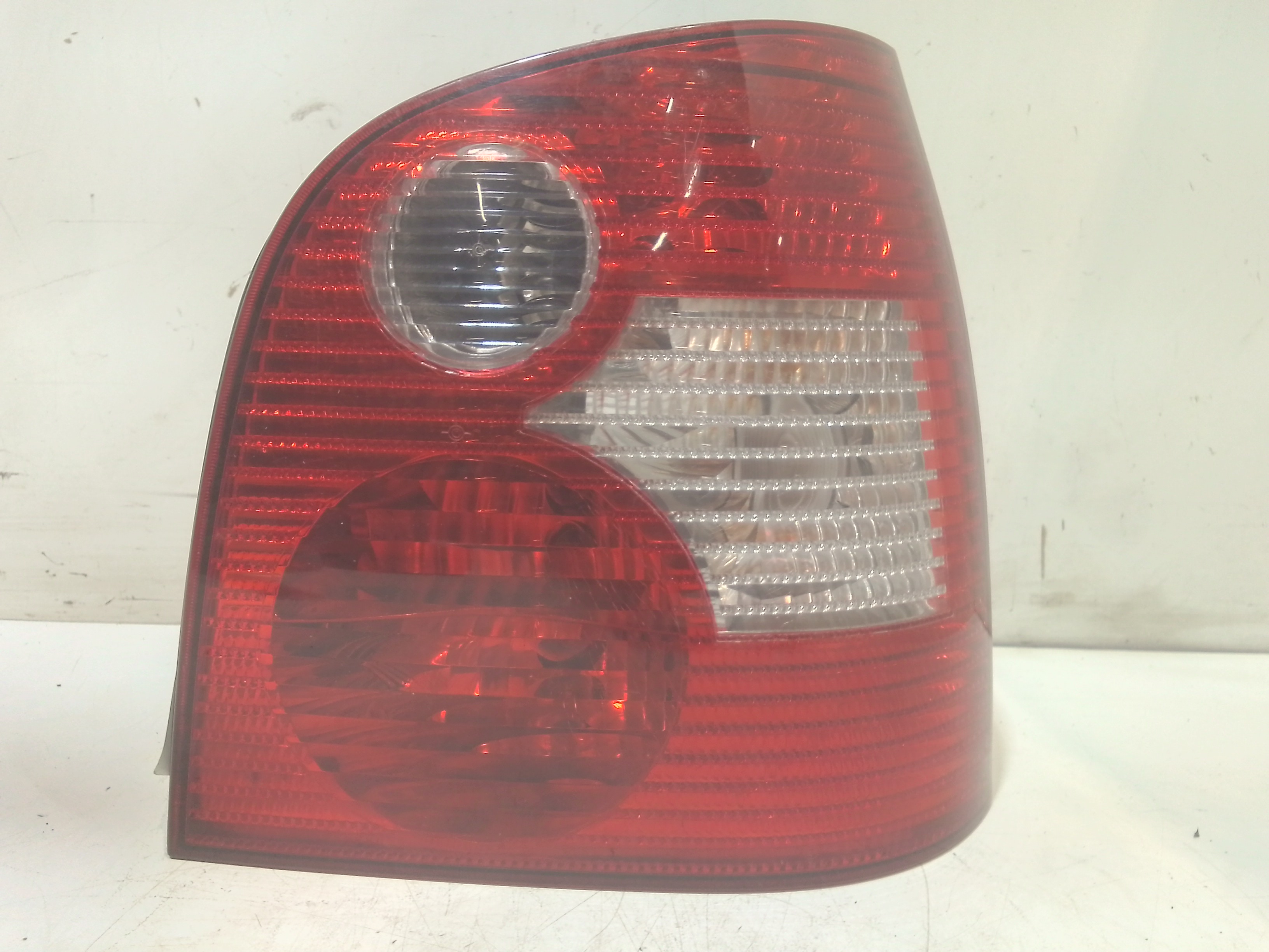 Fanale Post. Destro 6Q6945096AB Usato