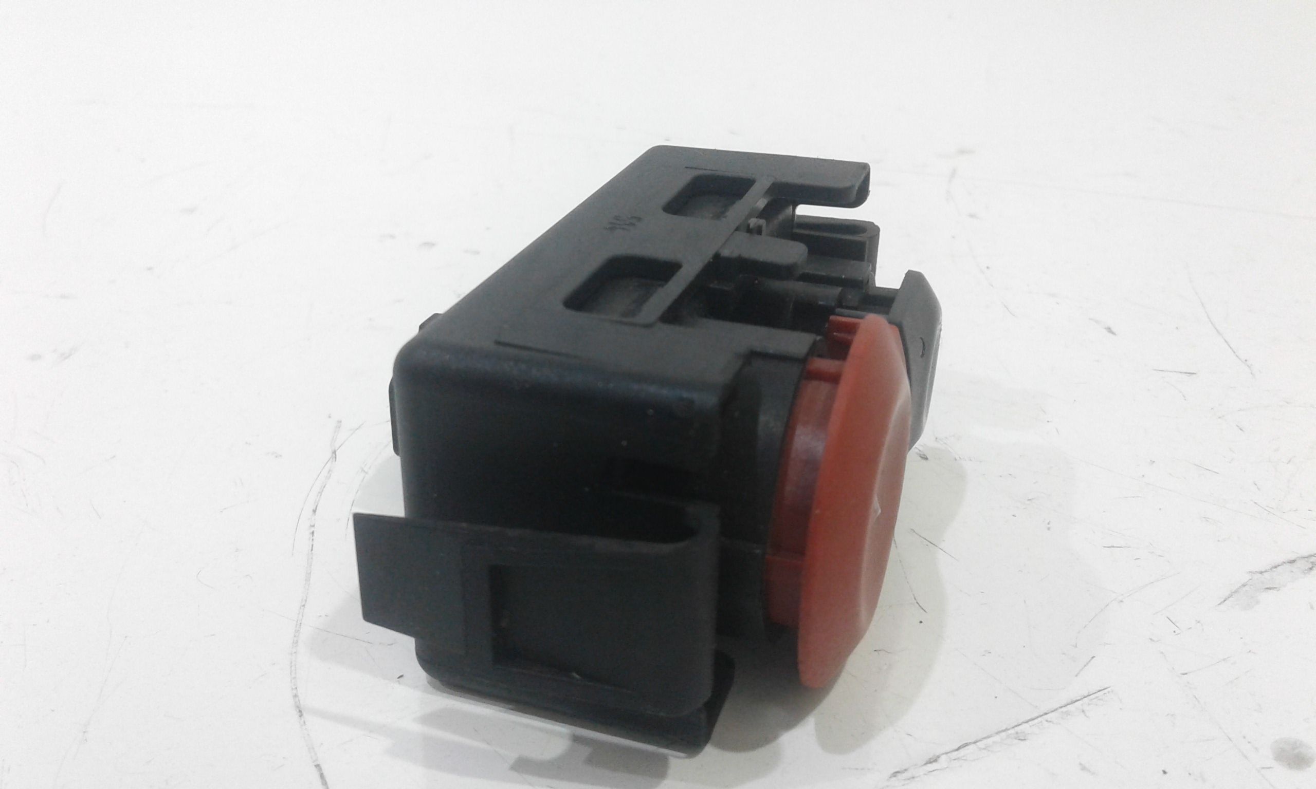 Interruttore Luci Emergenza 252103766R Usato