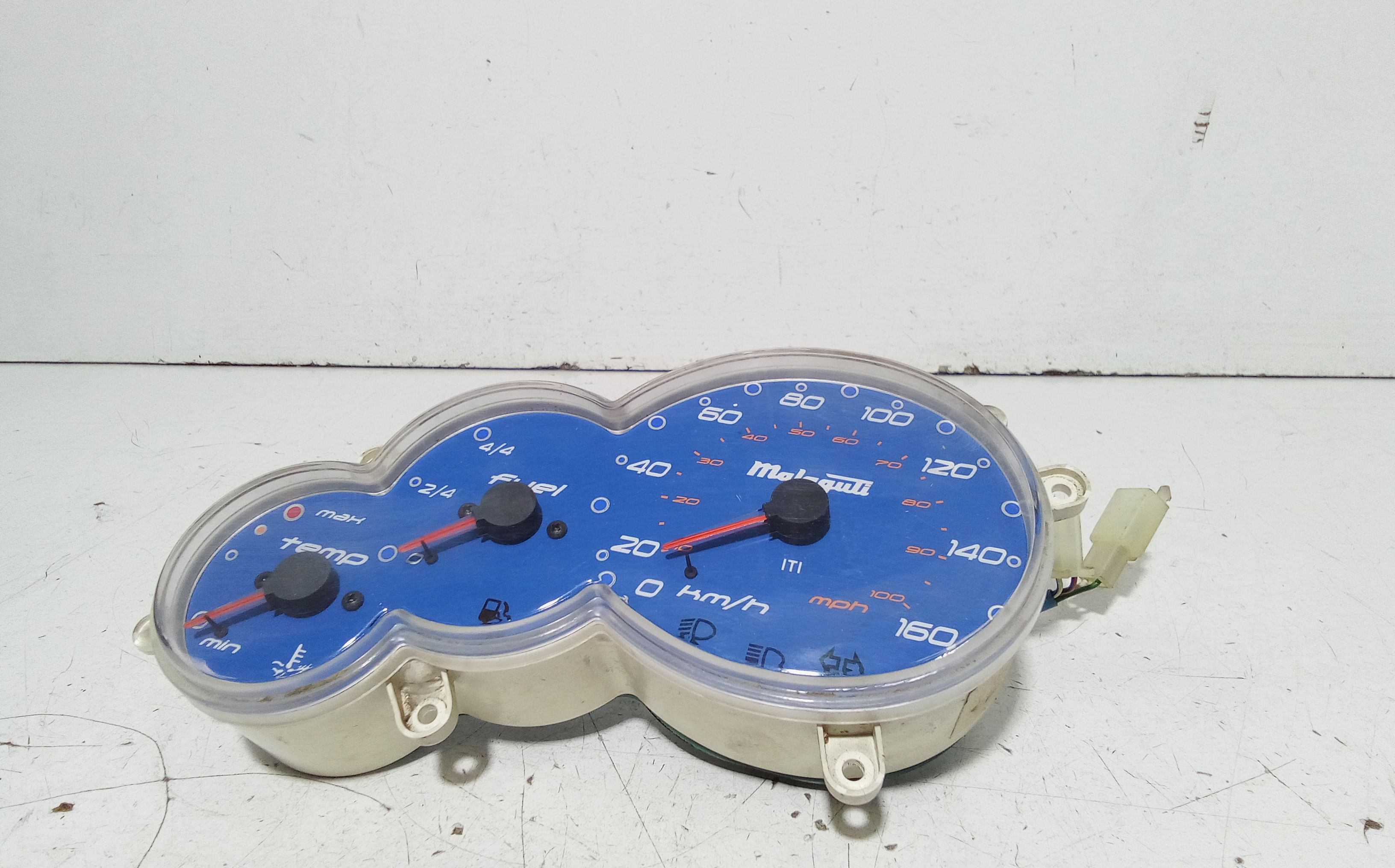 Quadro Portastrumenti Usato