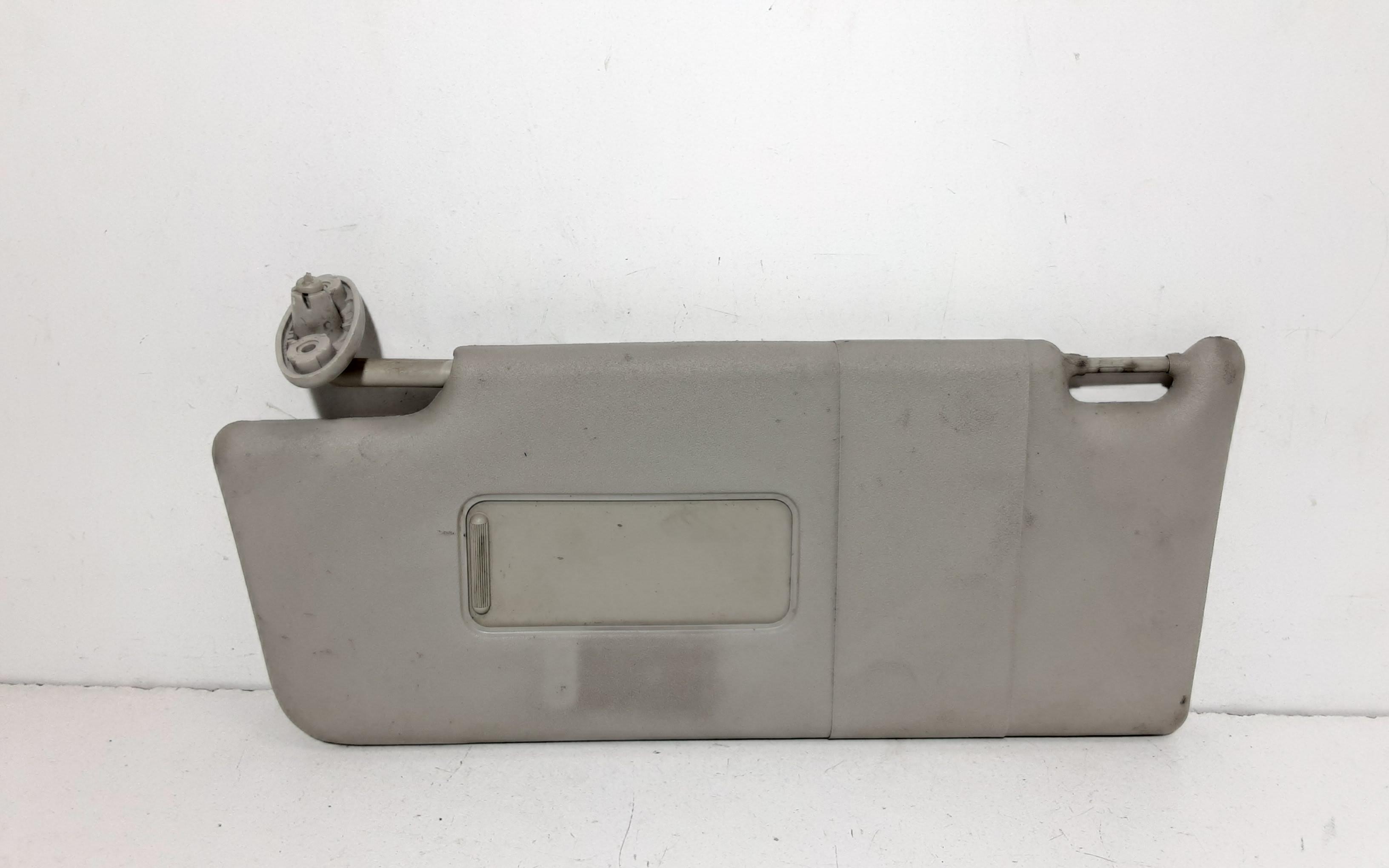 Aletta Parasole Parabrezza Sinistro 1359068 Usato