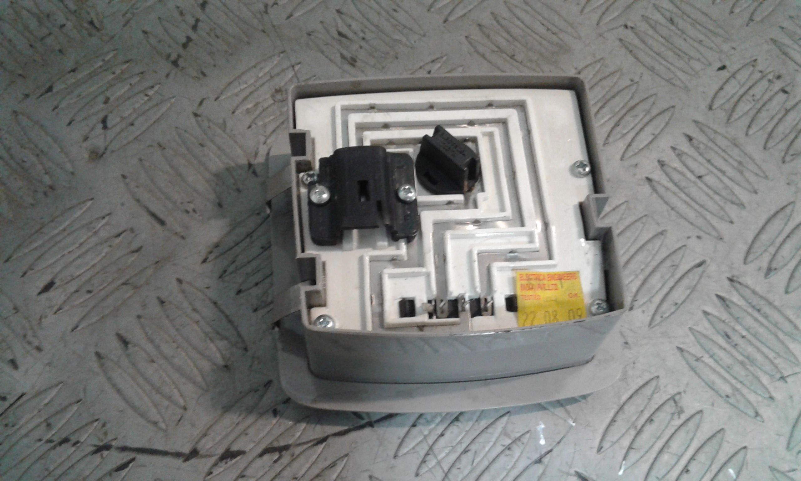 Luce Cortesia Ant. Tetto Usato