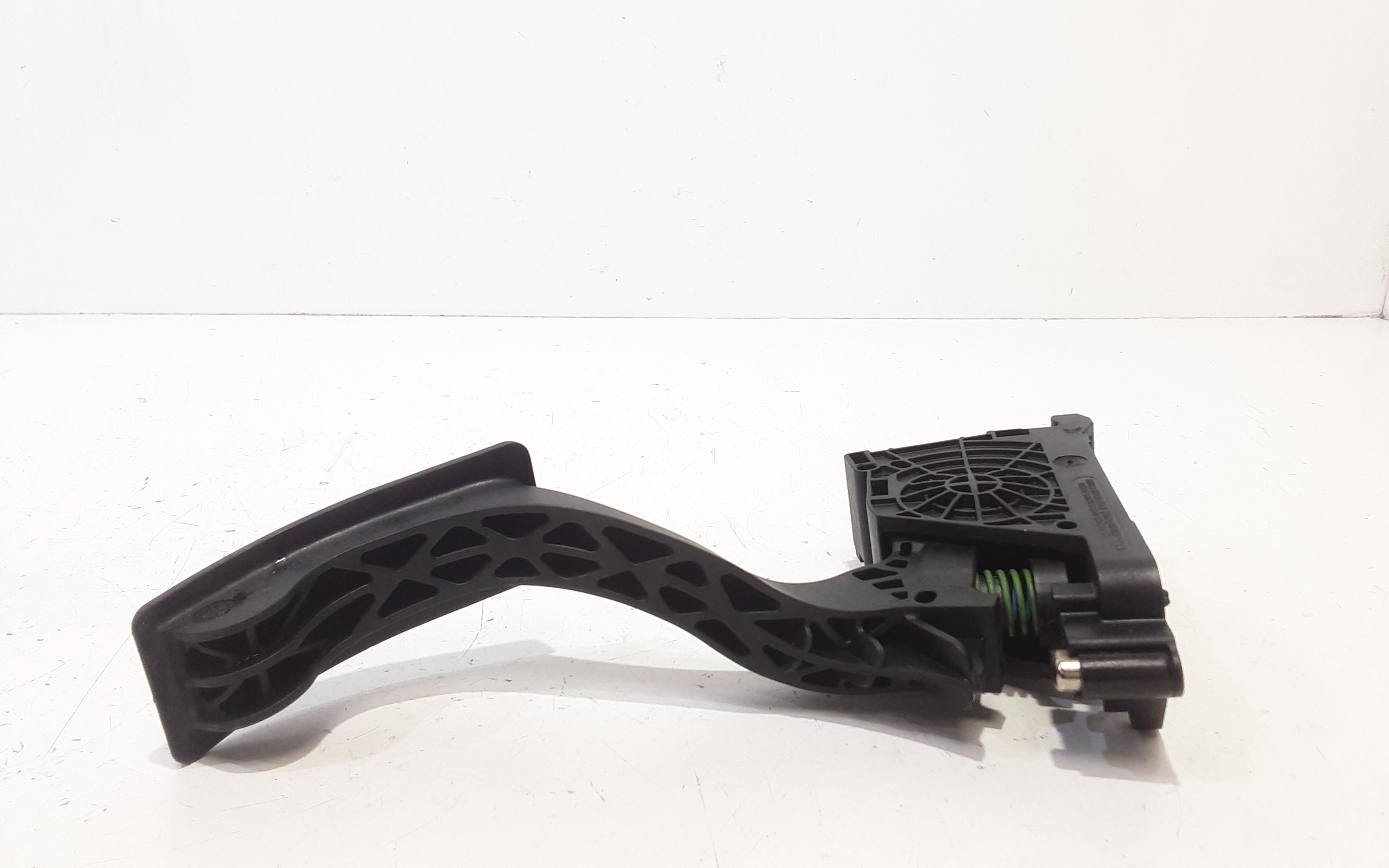 Pedale Acceleratore 2Q1723503 Usato