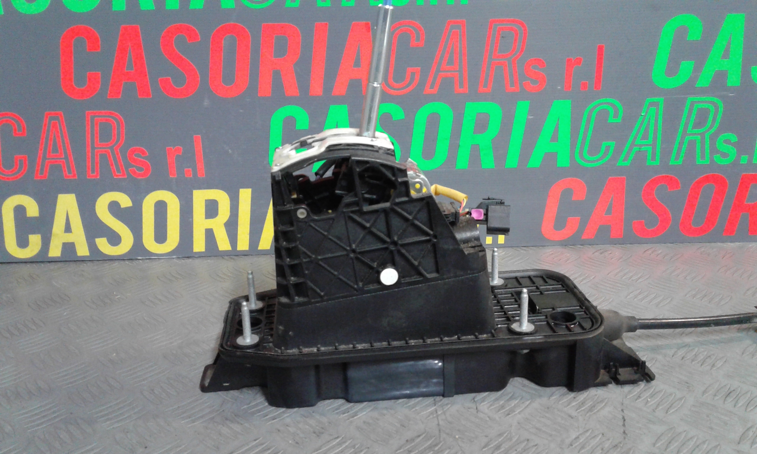 Leva Cambio 1K0711112 Usato