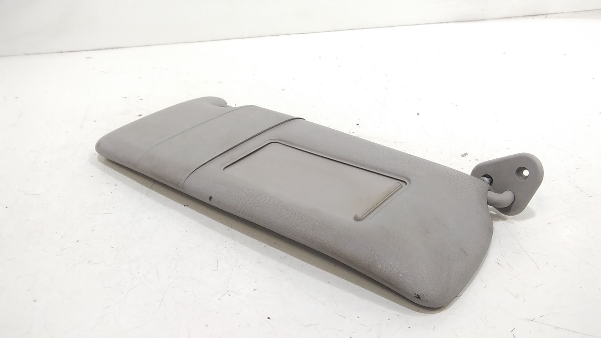 Aletta Parasole Parabrezza Destro 51162699048 Usato