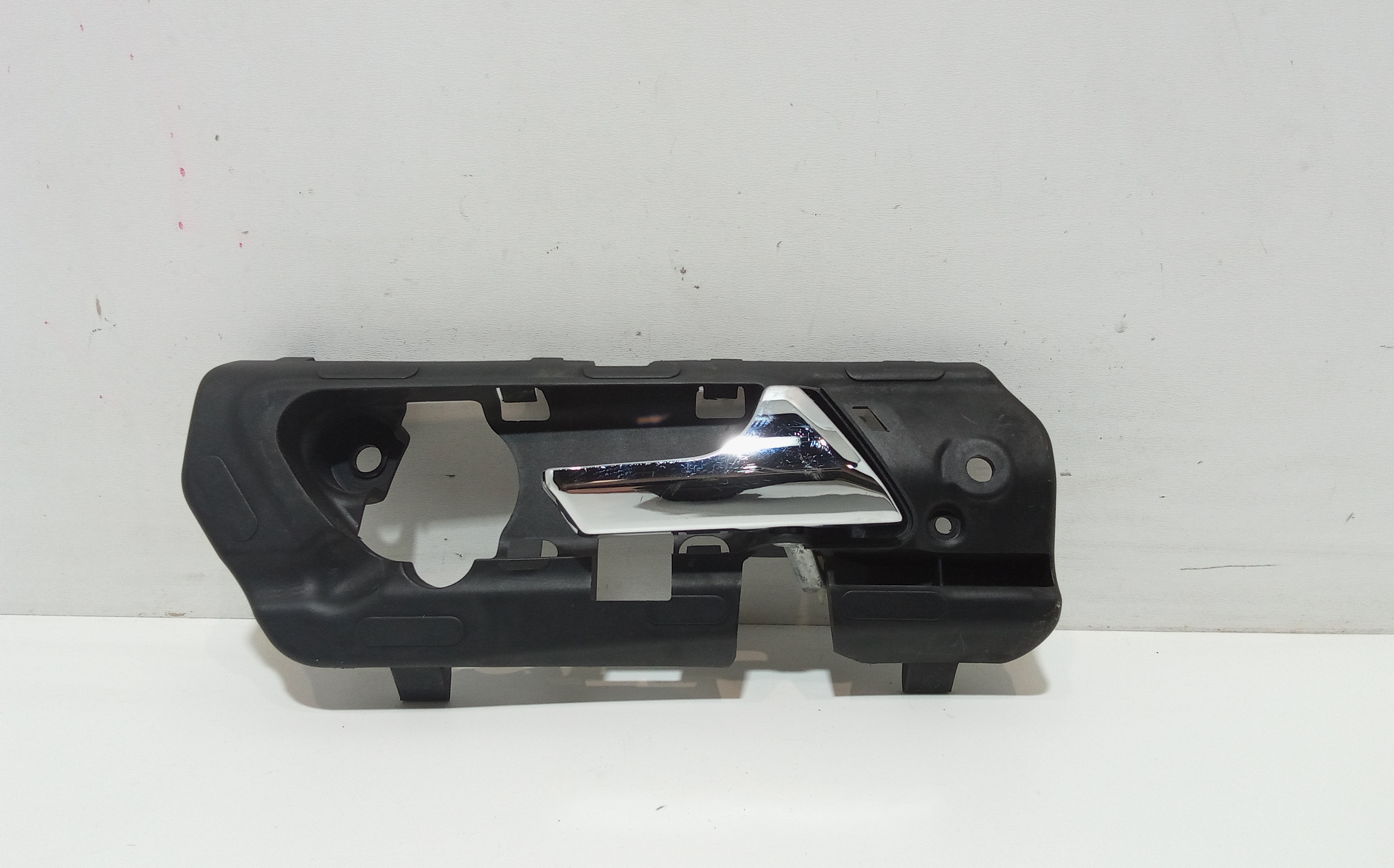 Maniglia Int. Apertura Porta Post. Destro A16476008619051 Usato